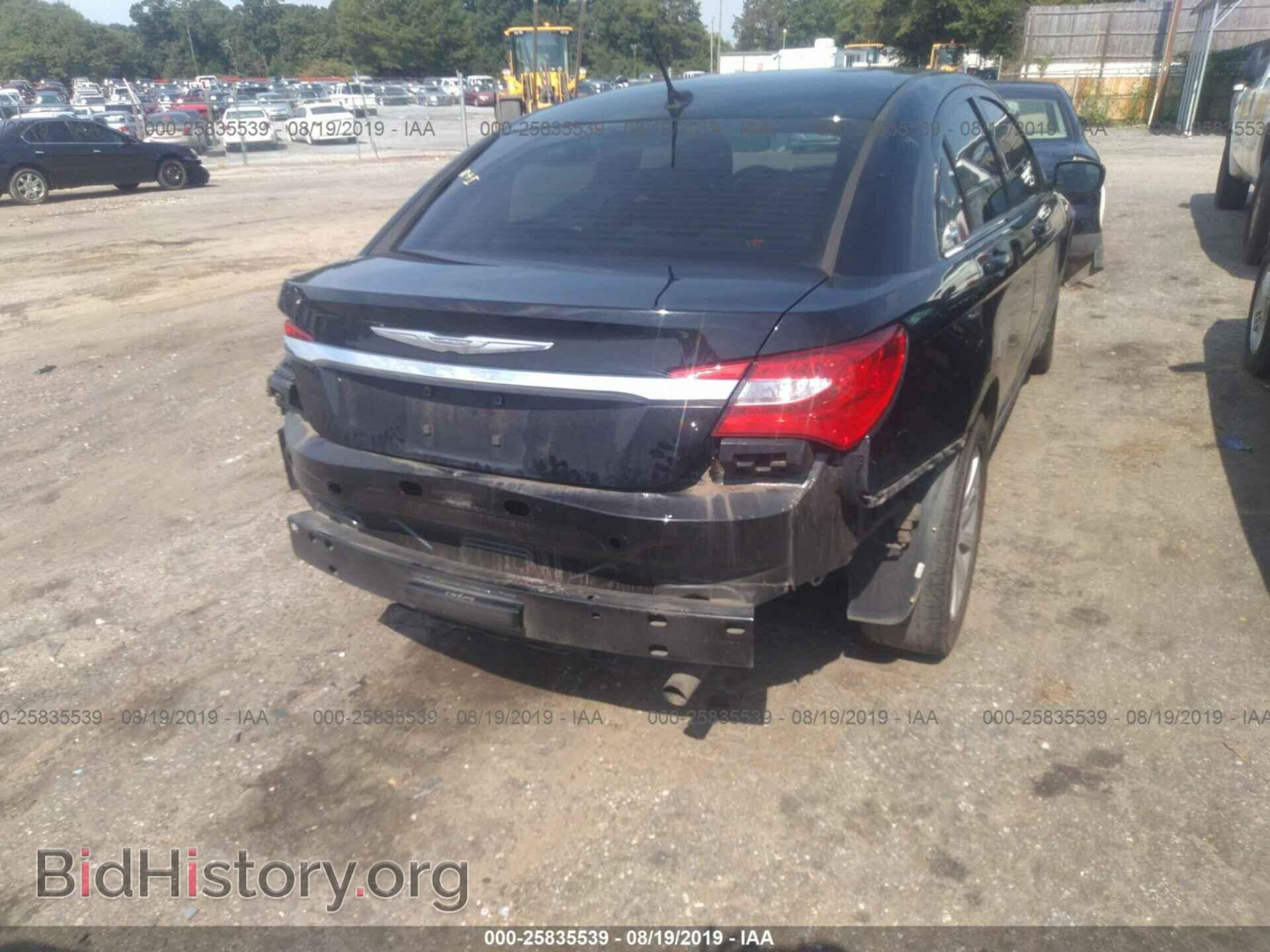 2011 CHRYSLER 200 - VIN: 1C3BC1FB1BN625659 - Фото 6