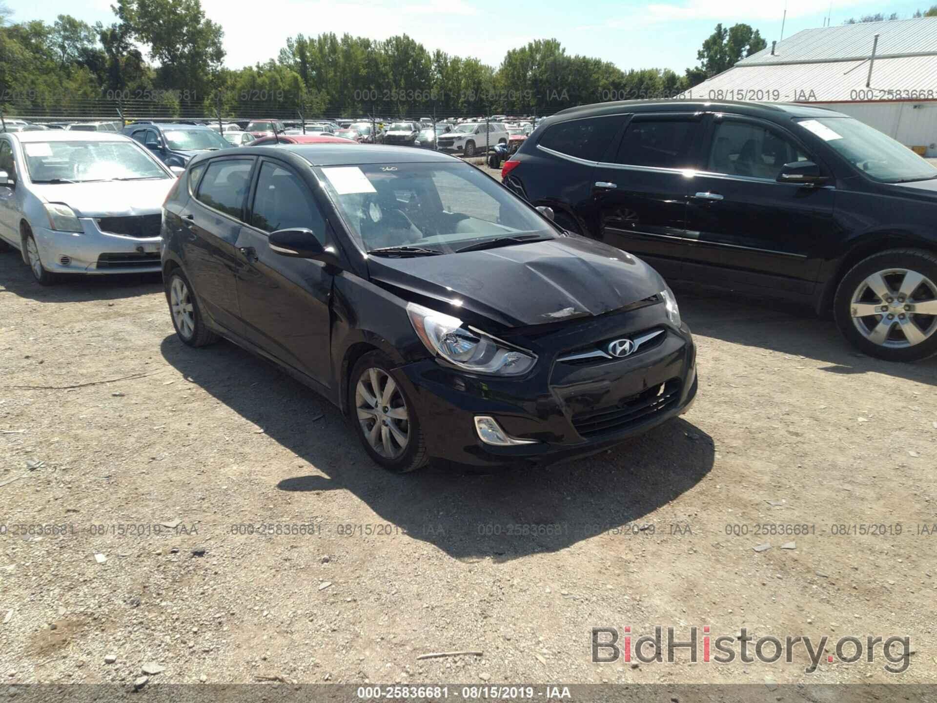 Photo KMHCU5AE3DU093096 - HYUNDAI ACCENT 2013