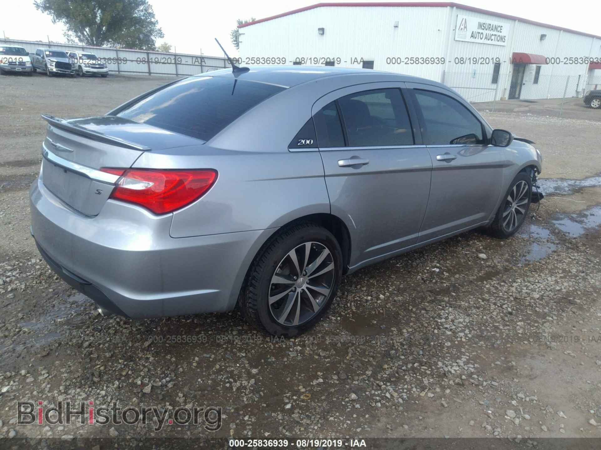 2013 CHRYSLER 200 - VIN: 1C3CCBBG3DN766389 - Фото 4