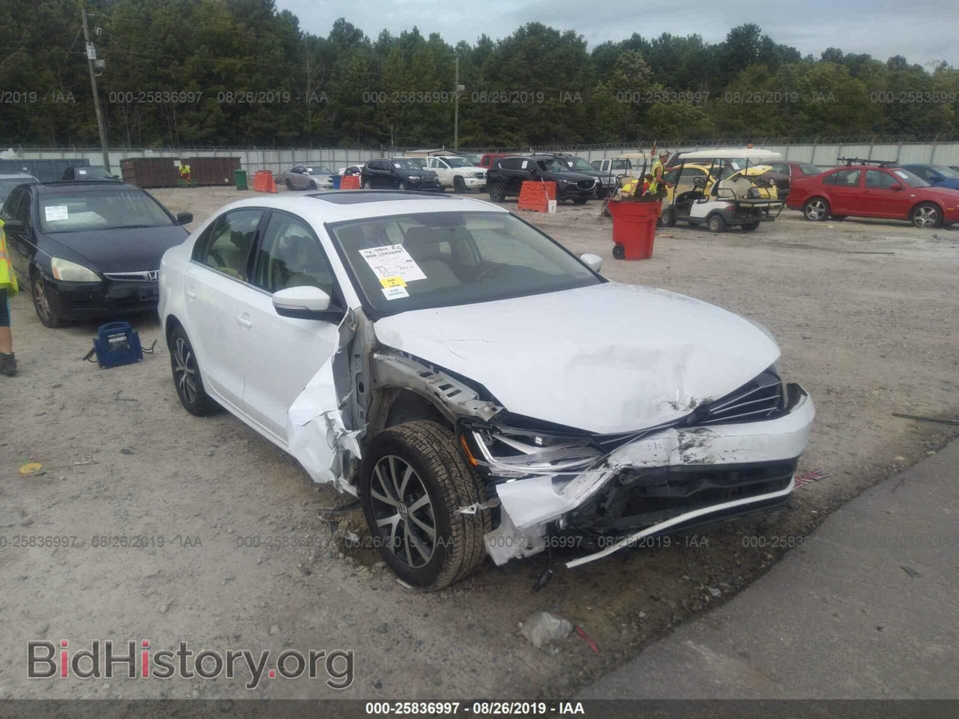 2017 VOLKSWAGEN JETTA - VIN: 3VWB67AJ5HM209084 - Фото 6