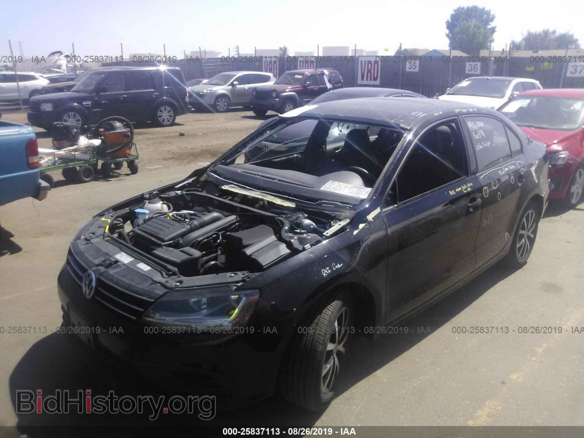 2017 VOLKSWAGEN JETTA - VIN: 3VWDB7AJ4HM207251 - Фото 2