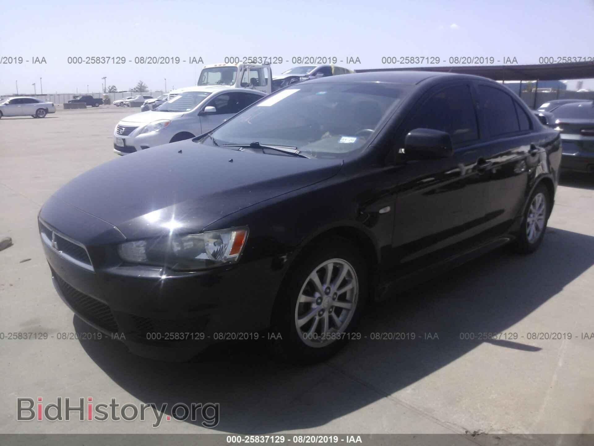 2011 MITSUBISHI LANCER - VIN: JA32U2FU1BU044991 - Фото 2