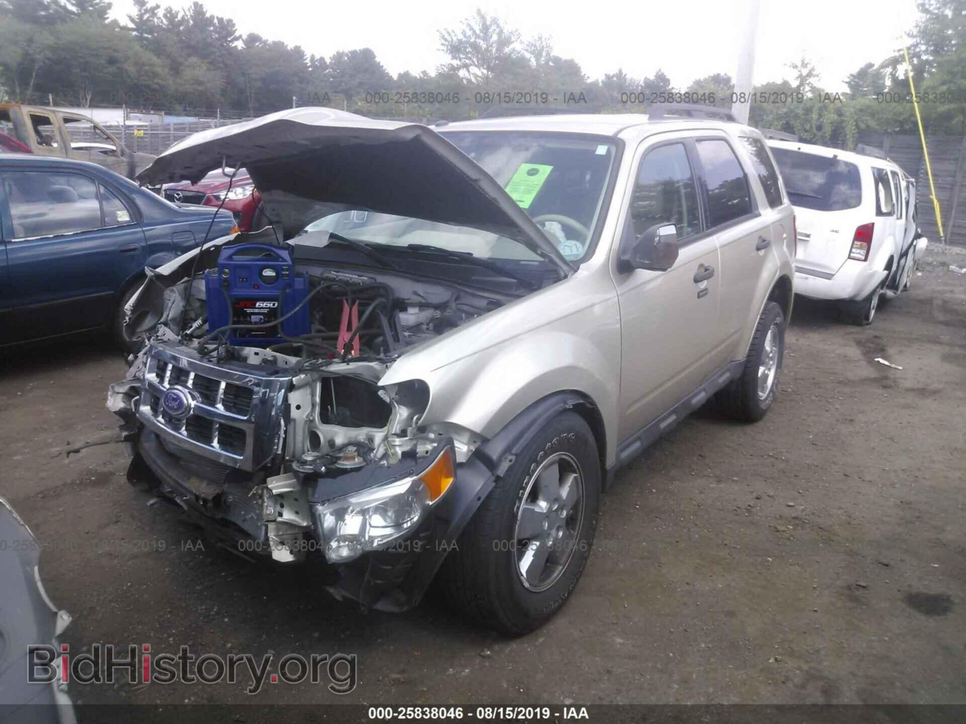 2012 FORD ESCAPE - VIN: 1FMCU0D77CKB60454 - Photo 2