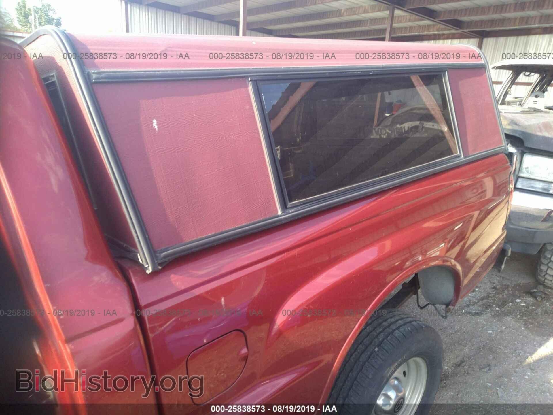 2000 MAZDA B2500 - VIN: 4F4YR12C1YTM35830 - Photo 8