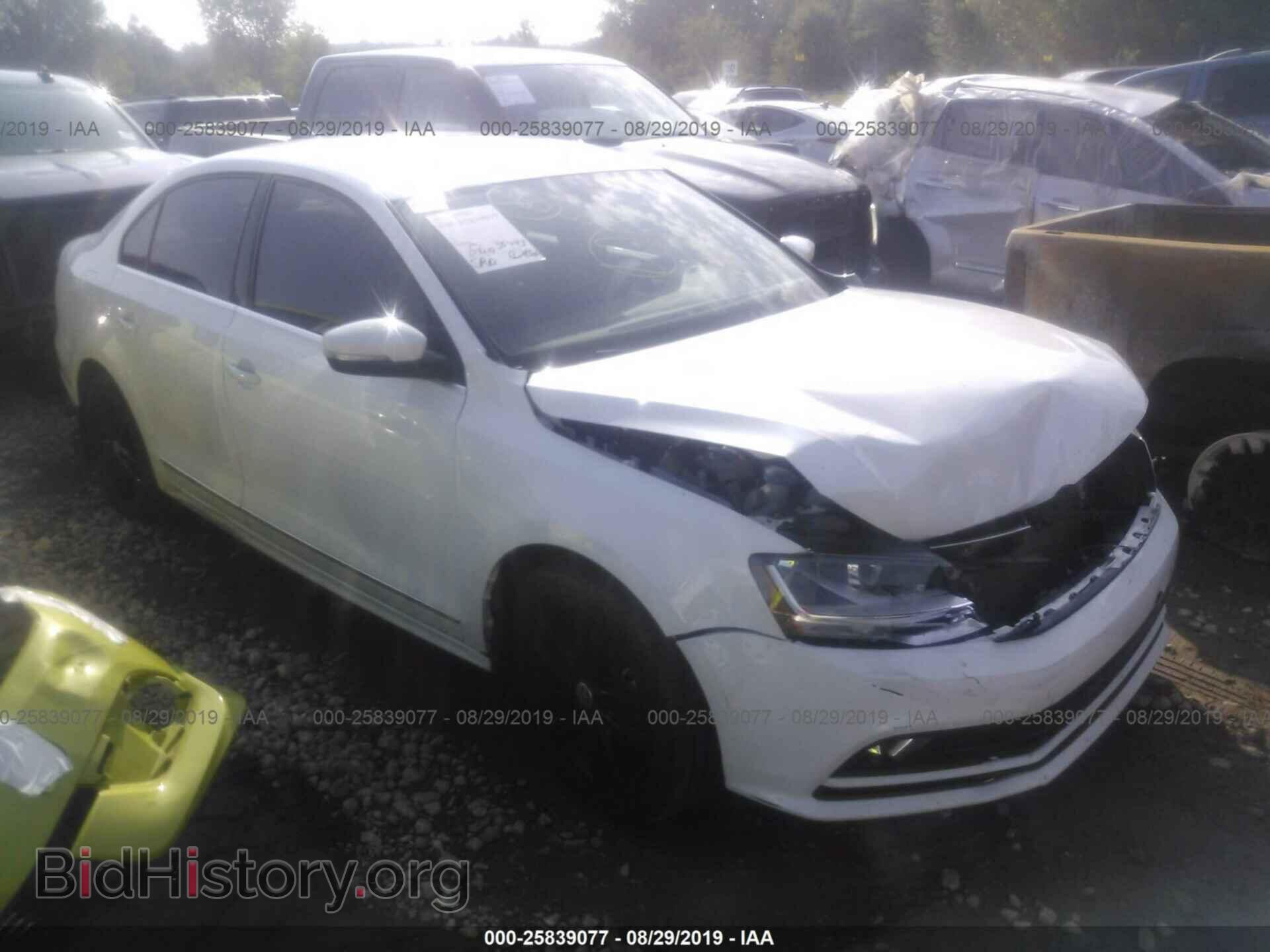Фотография 3VWL17AJ9HM399829 - VOLKSWAGEN JETTA 2017