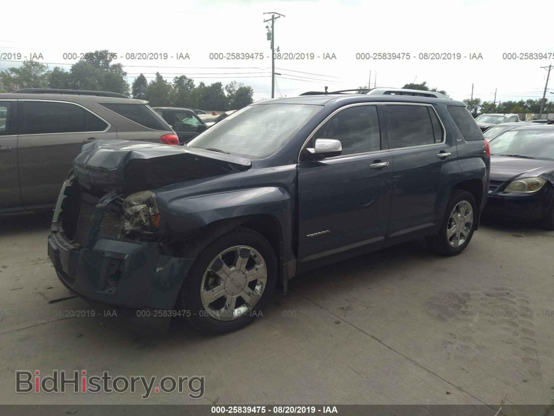 2011 GMC TERRAIN - VIN: 2CTFLWE50B6409218 - Photo 2