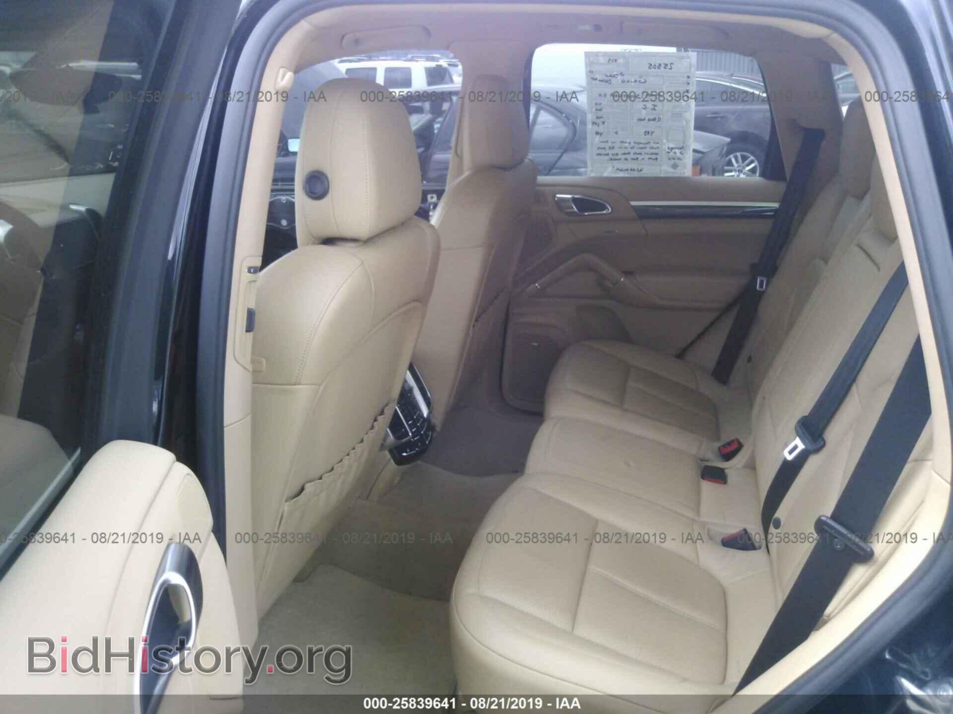 2012 PORSCHE CAYENNE - VIN: WP1AB2A29CLA49371 - Фото 8