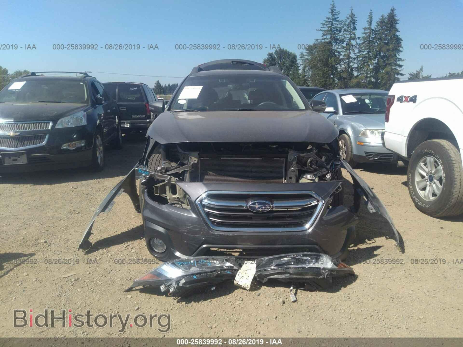 2018 SUBARU OUTBACK - VIN: 4S4BSAFC9J3279700 - Фото 6
