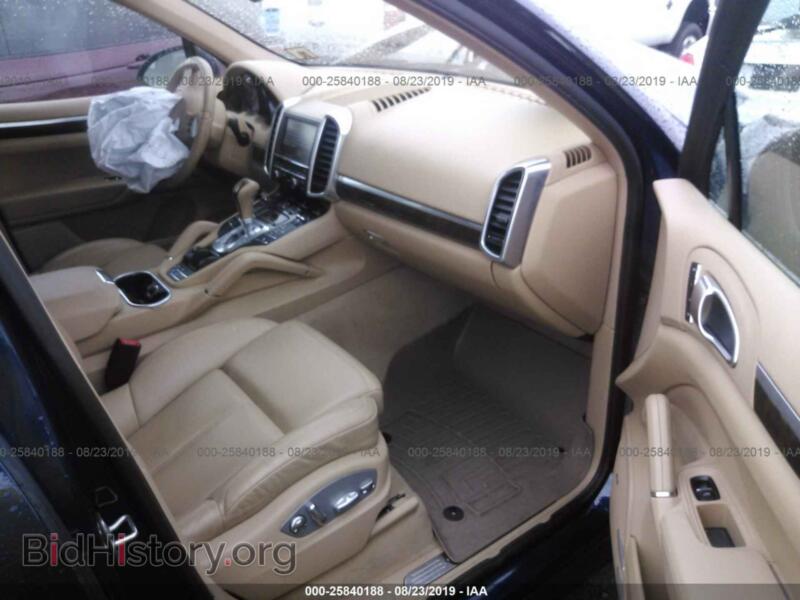 2012 Porsche CAYENNE (VIN WP1AB2A26CLA43804) — photo 5 of 10