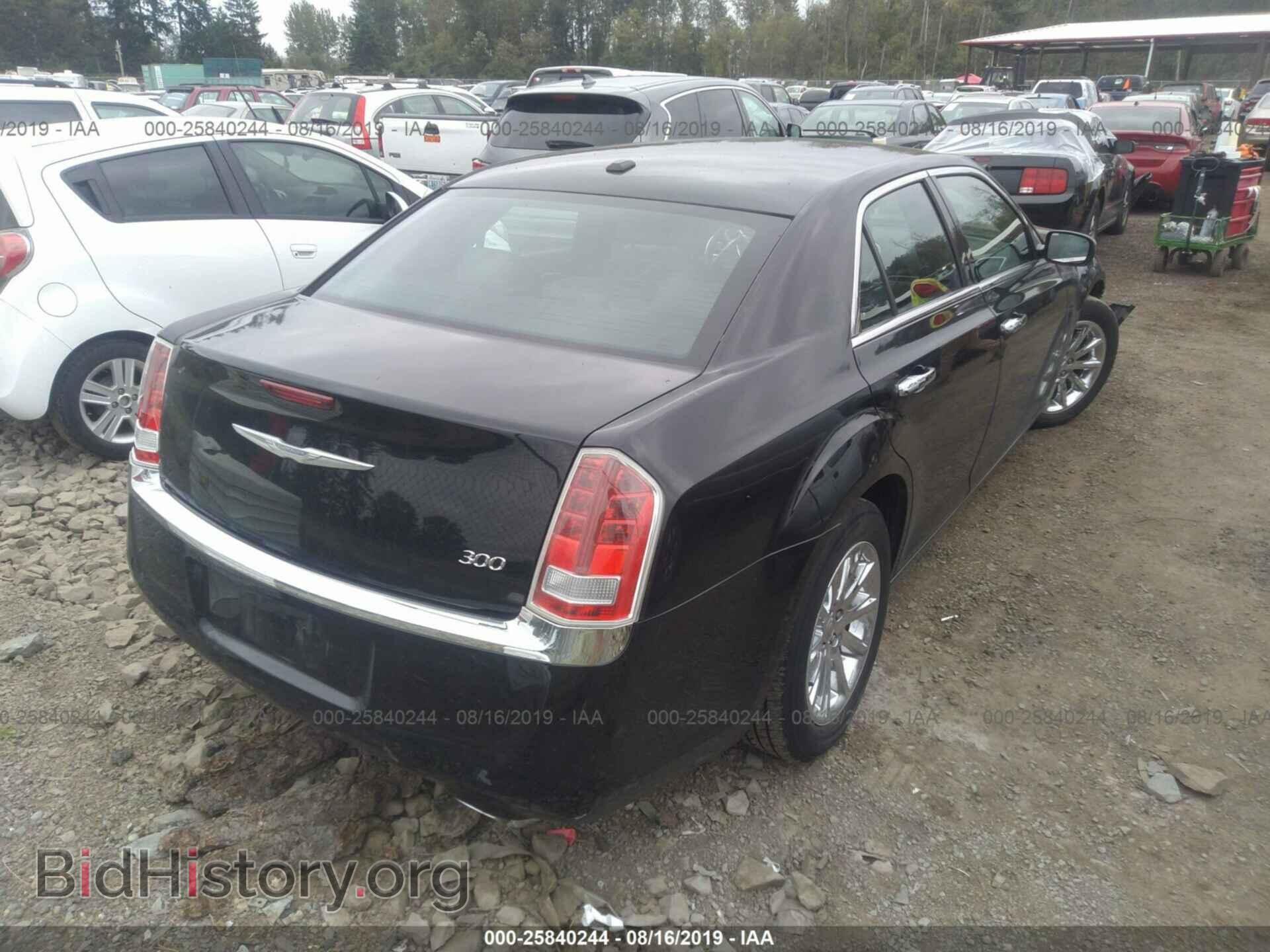 2012 CHRYSLER 300 - VIN: 2C3CCACG7CH249967 - Фото 4