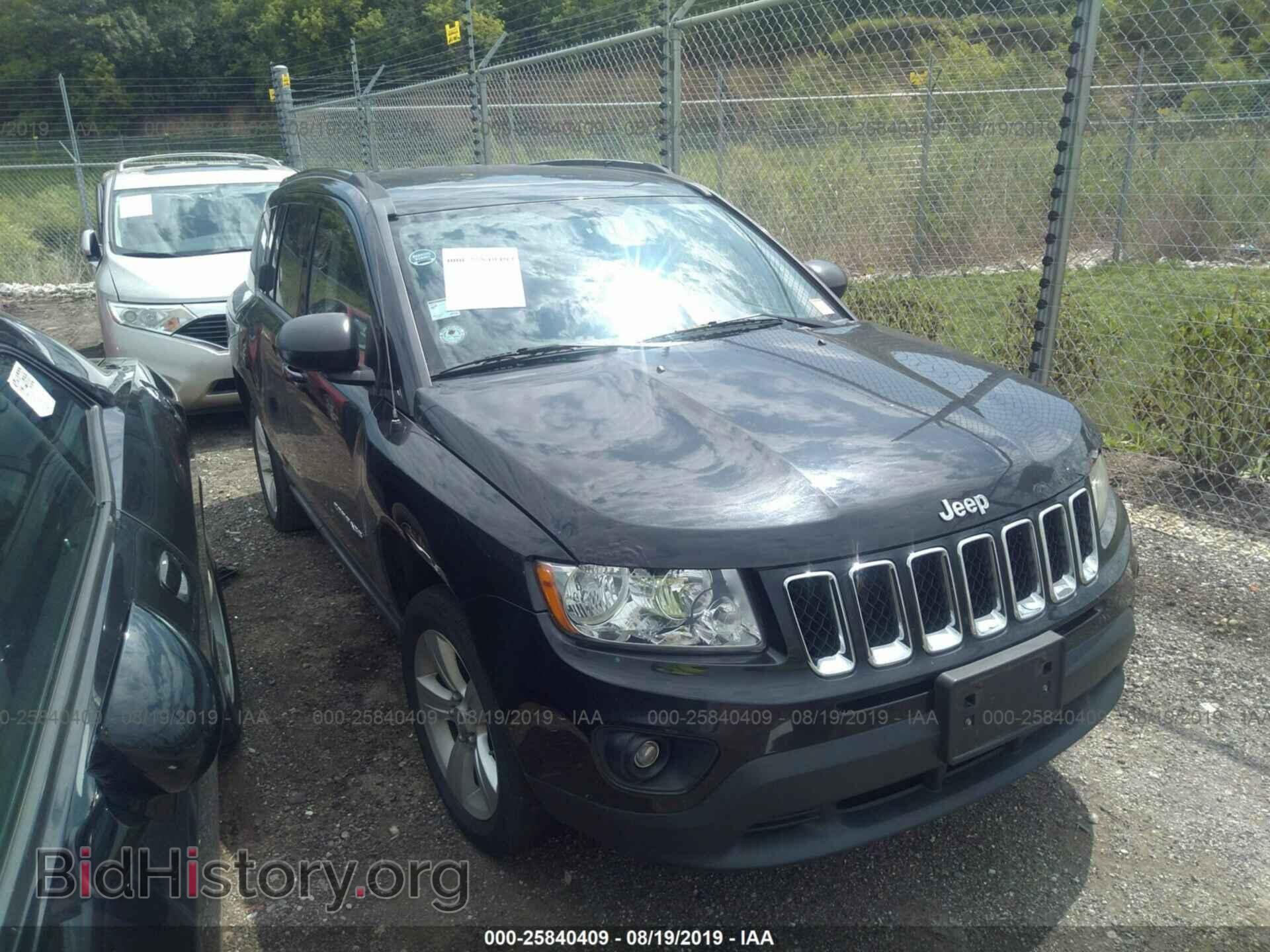 Фотография 1J4NF1FBXBD187563 - JEEP COMPASS 2011
