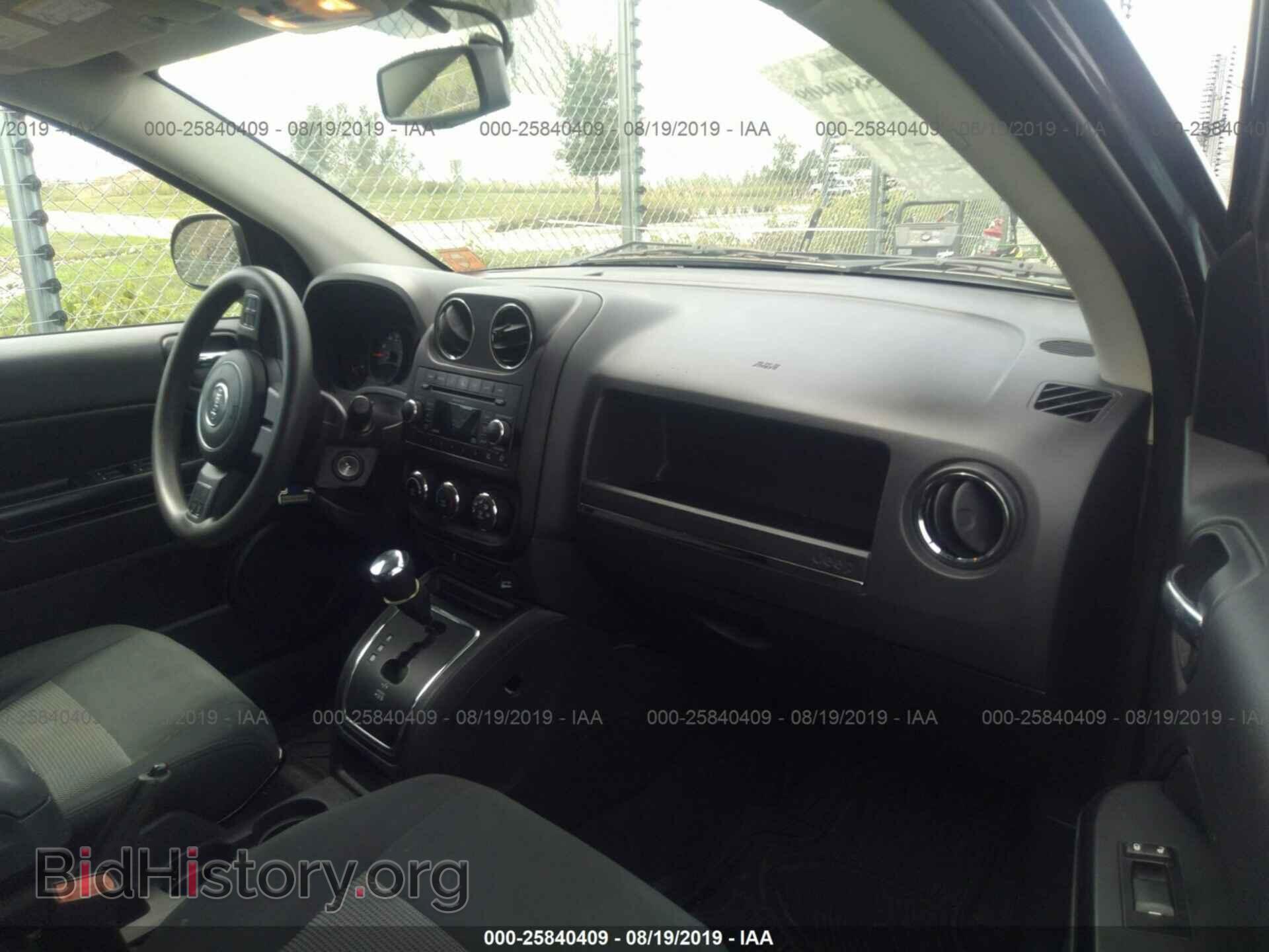 2011 JEEP COMPASS - VIN: 1J4NF1FBXBD187563 - Photo 5