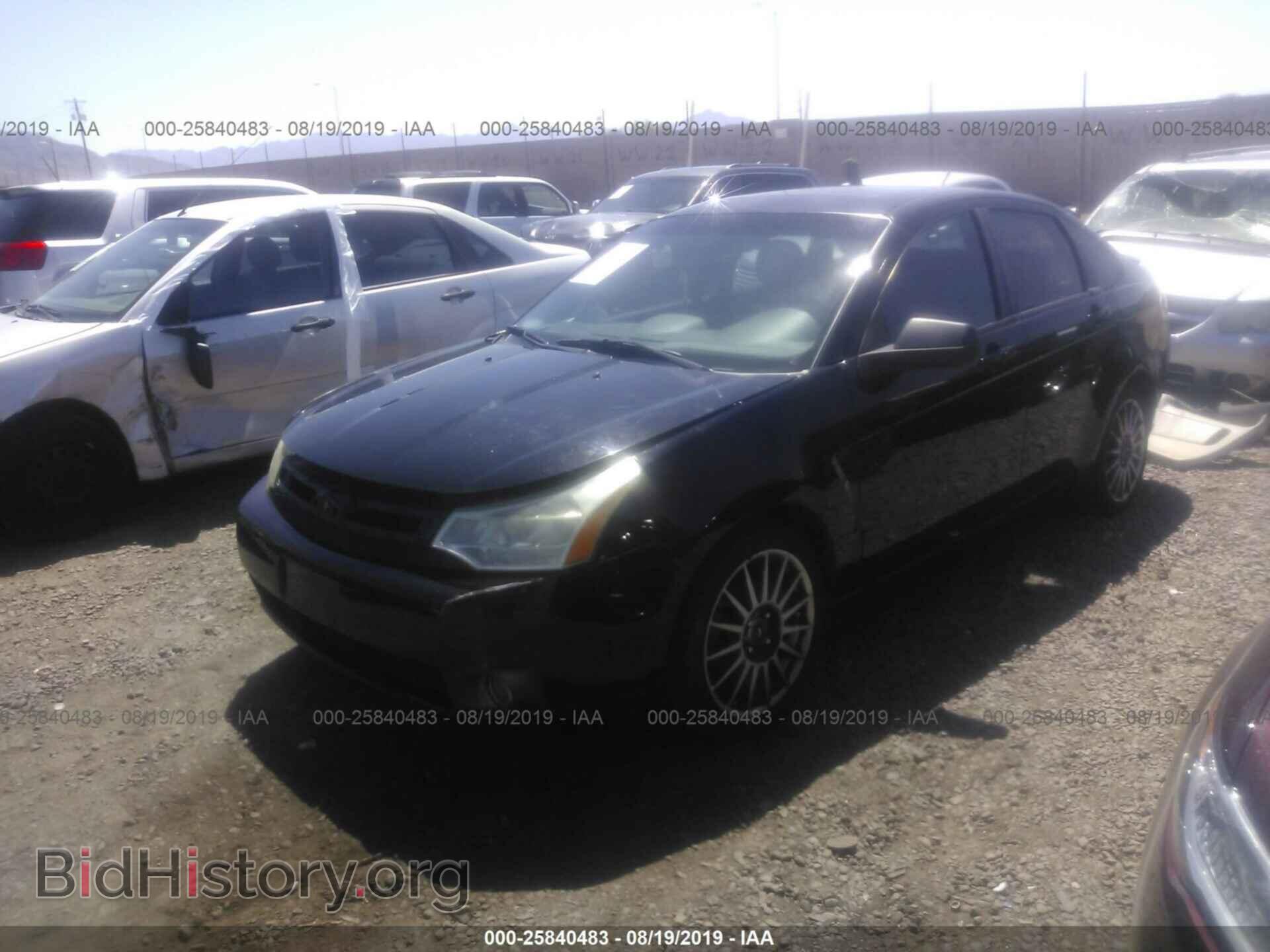 2009 FORD FOCUS - VIN: 1FAHP36N19W139749 - Фото 2