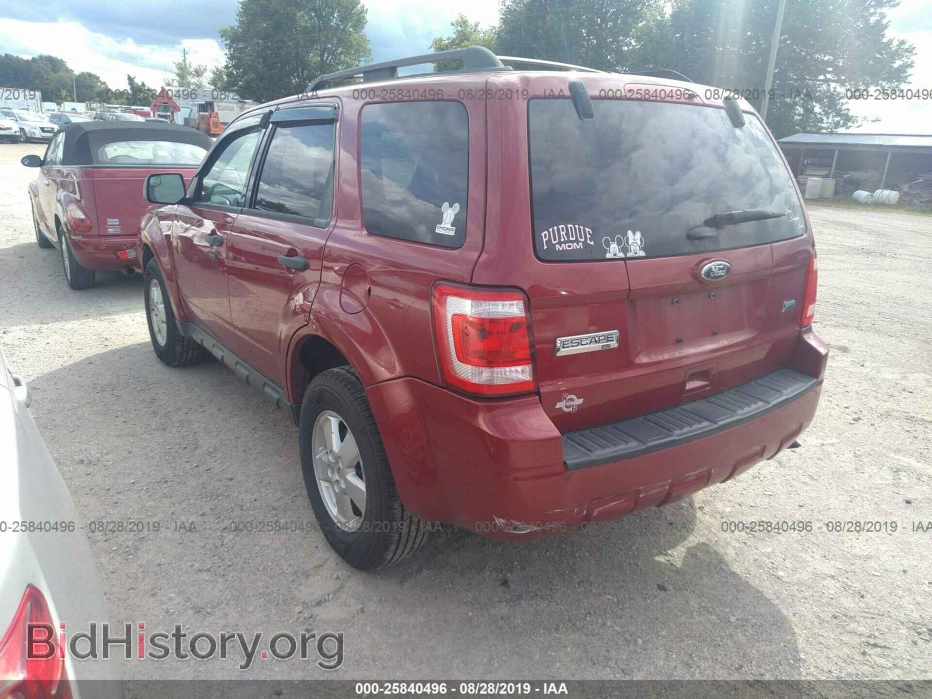 2011 FORD ESCAPE - VIN: 1FMCU9DG1BKA70591 - Фото 3
