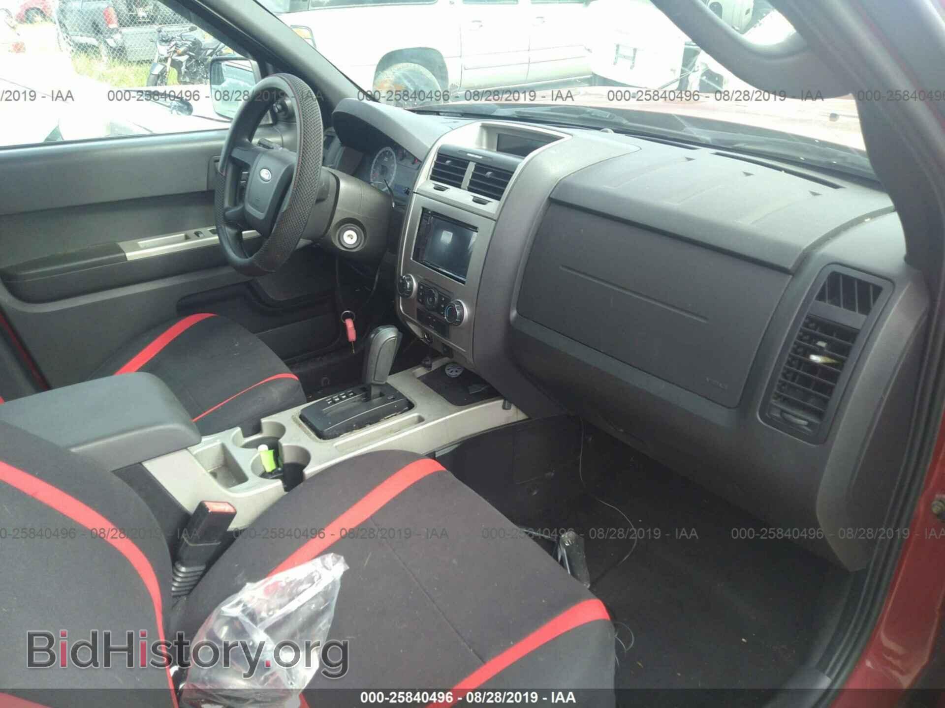 2011 FORD ESCAPE - VIN: 1FMCU9DG1BKA70591 - Фото 5