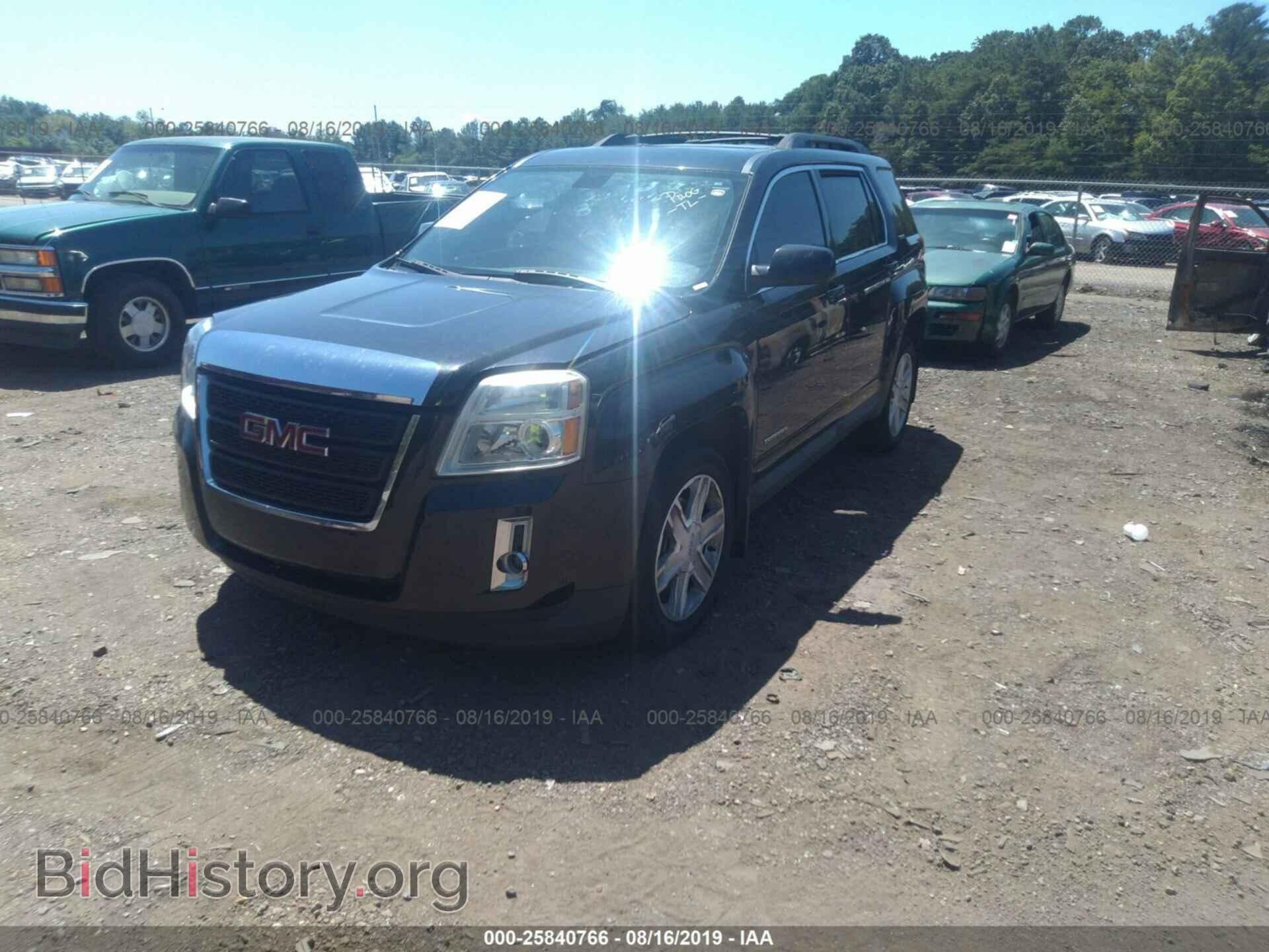 2011 GMC TERRAIN - VIN: 2CTFLSE51B6377016 - Фото 2
