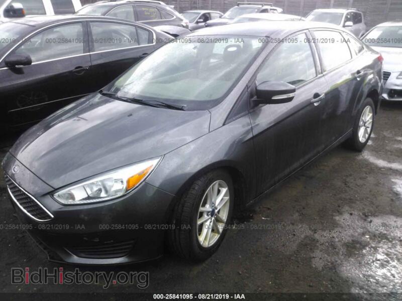 2016 Ford FOCUS (VIN 1FADP3F22GL240110) — photo 2 of 10