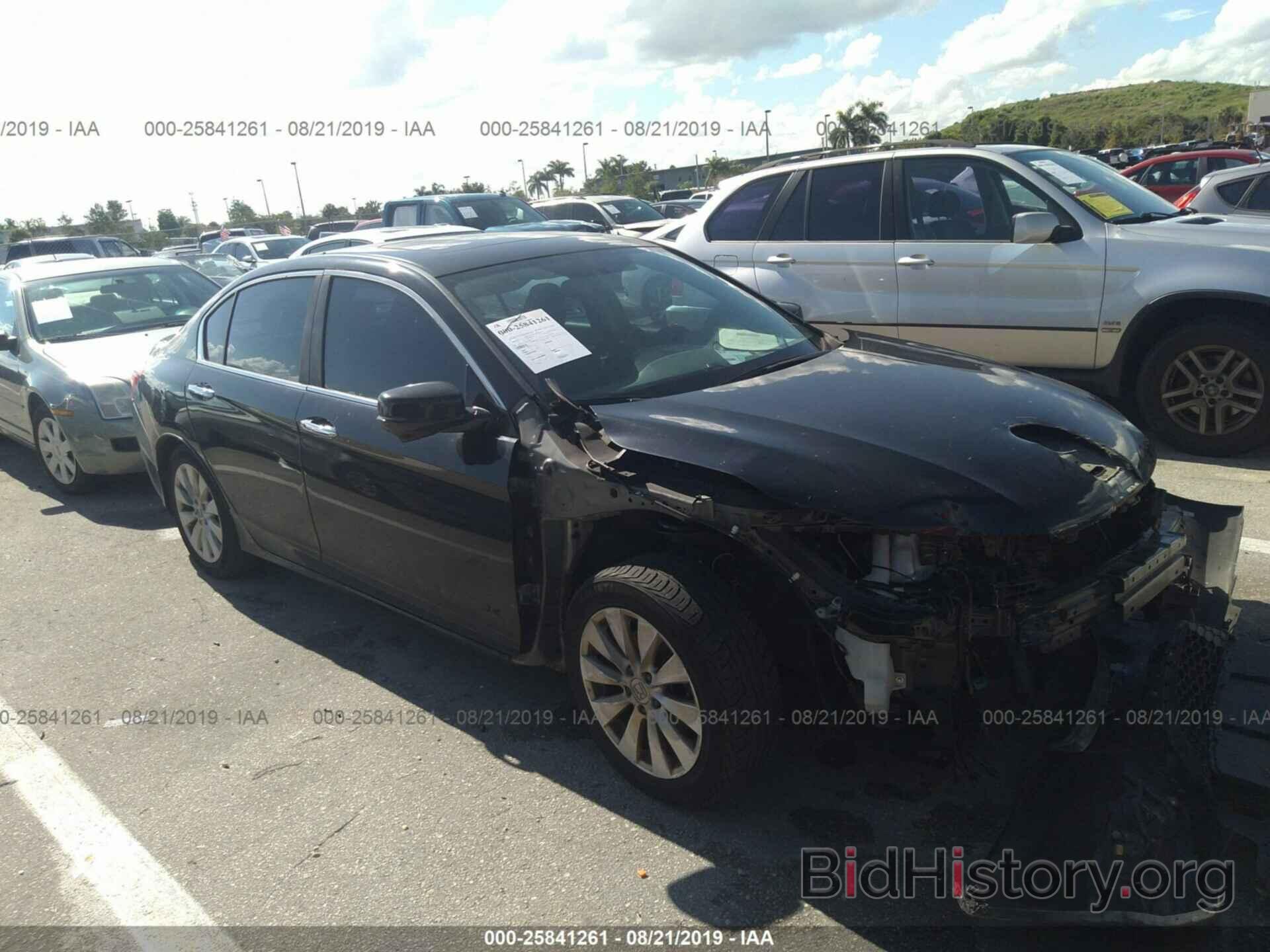 Photo 1HGCR2F76EA020467 - HONDA ACCORD 2014