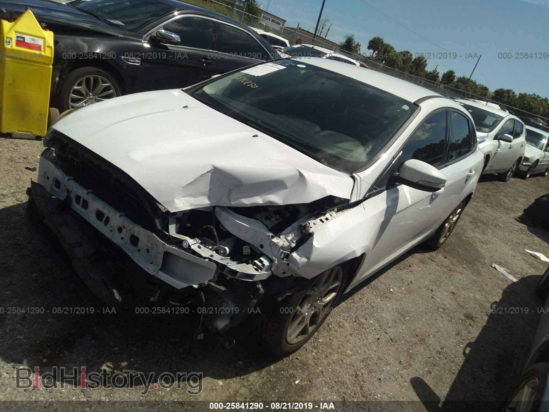 2016 FORD FOCUS - VIN: 1FADP3F23GL401838 - Photo 2