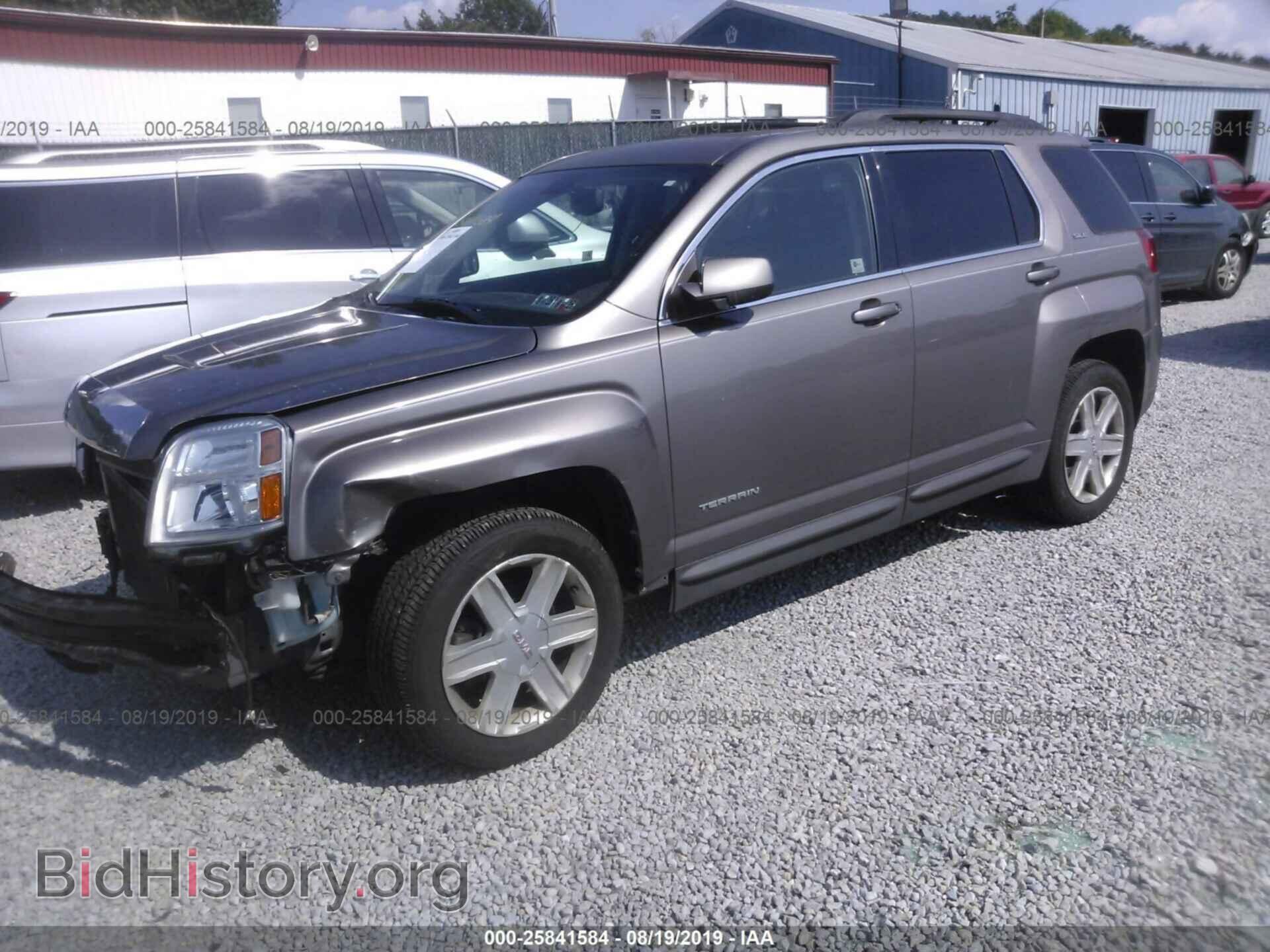2010 GMC TERRAIN - VIN: 2CTFLEEY1A6403091 - Photo 2