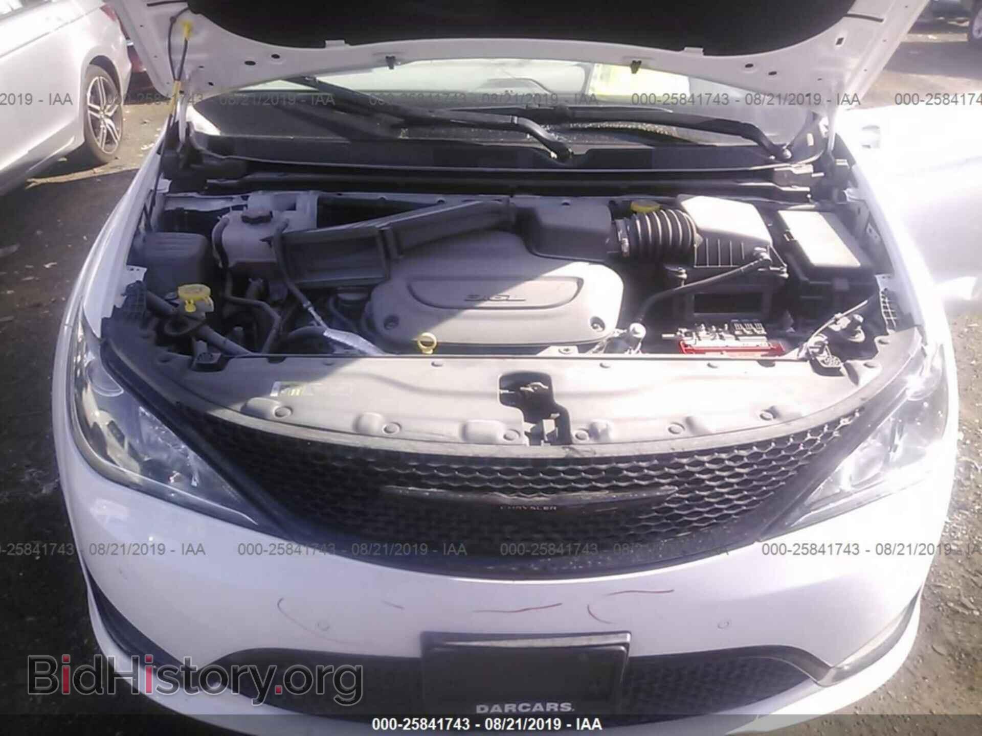 2019 CHRYSLER PACIFICA - VIN: 2C4RC1FG7KR593518 - Photo 10