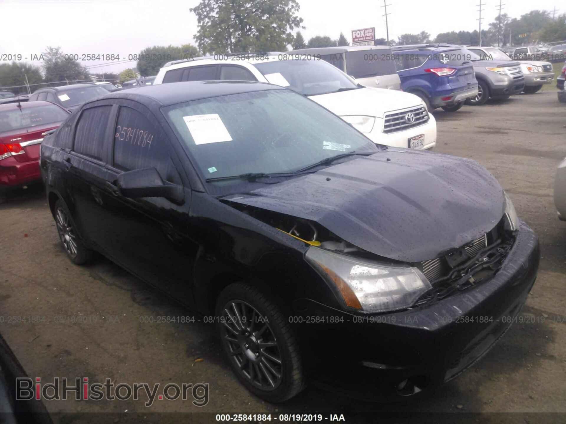 Photo 1FAHP3GN4BW145999 - FORD FOCUS 2011