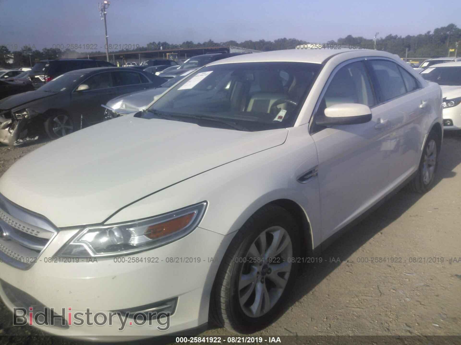2011 FORD TAURUS - VIN: 1FAHP2EW5BG119301 - Фото 2