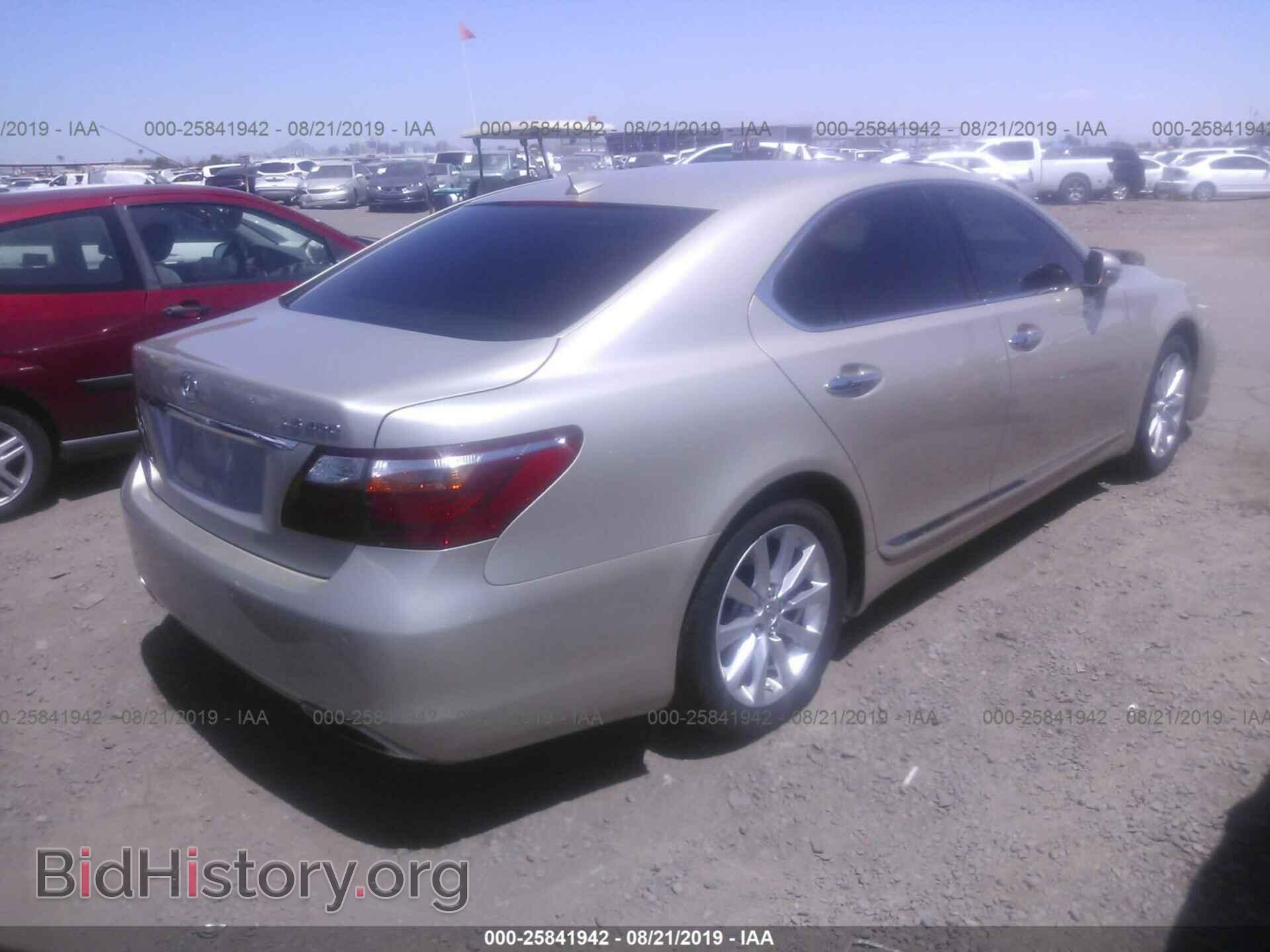 2011 LEXUS LS - VIN: JTHBL5EF3B5106635 - Фото 4