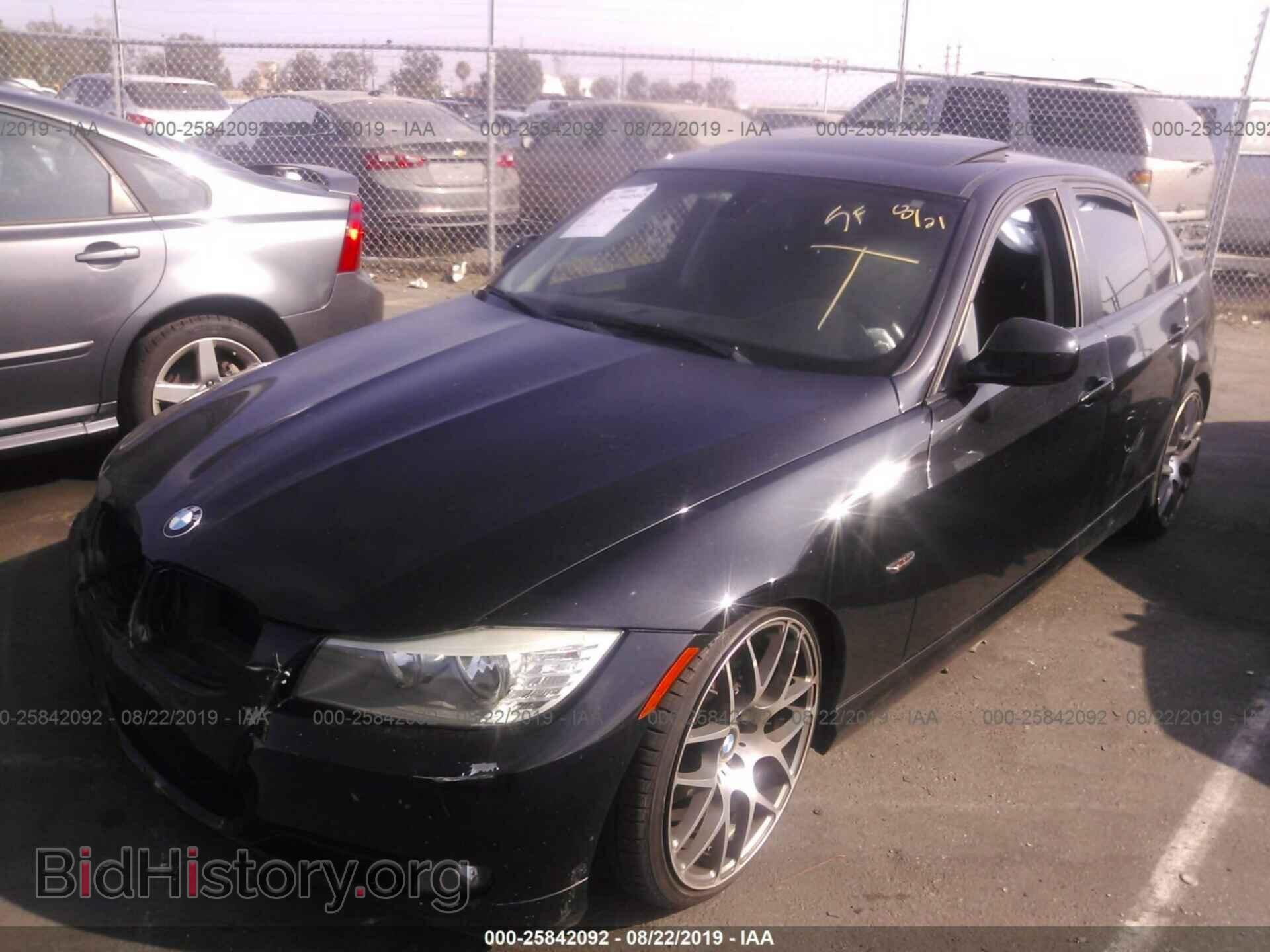 2011 BMW 328 - VIN: WBAPH5G57BNM75914 - Фото 2