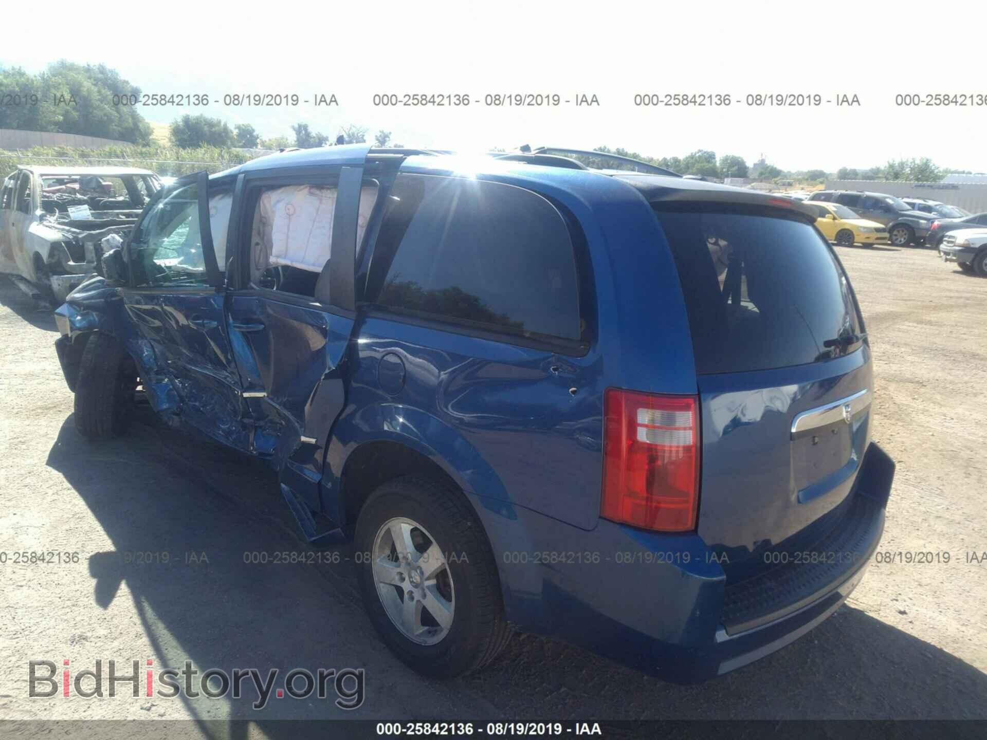 2010 DODGE GRAND CARAVAN - VIN: 2D4RN5D17AR444995 - Фото 3