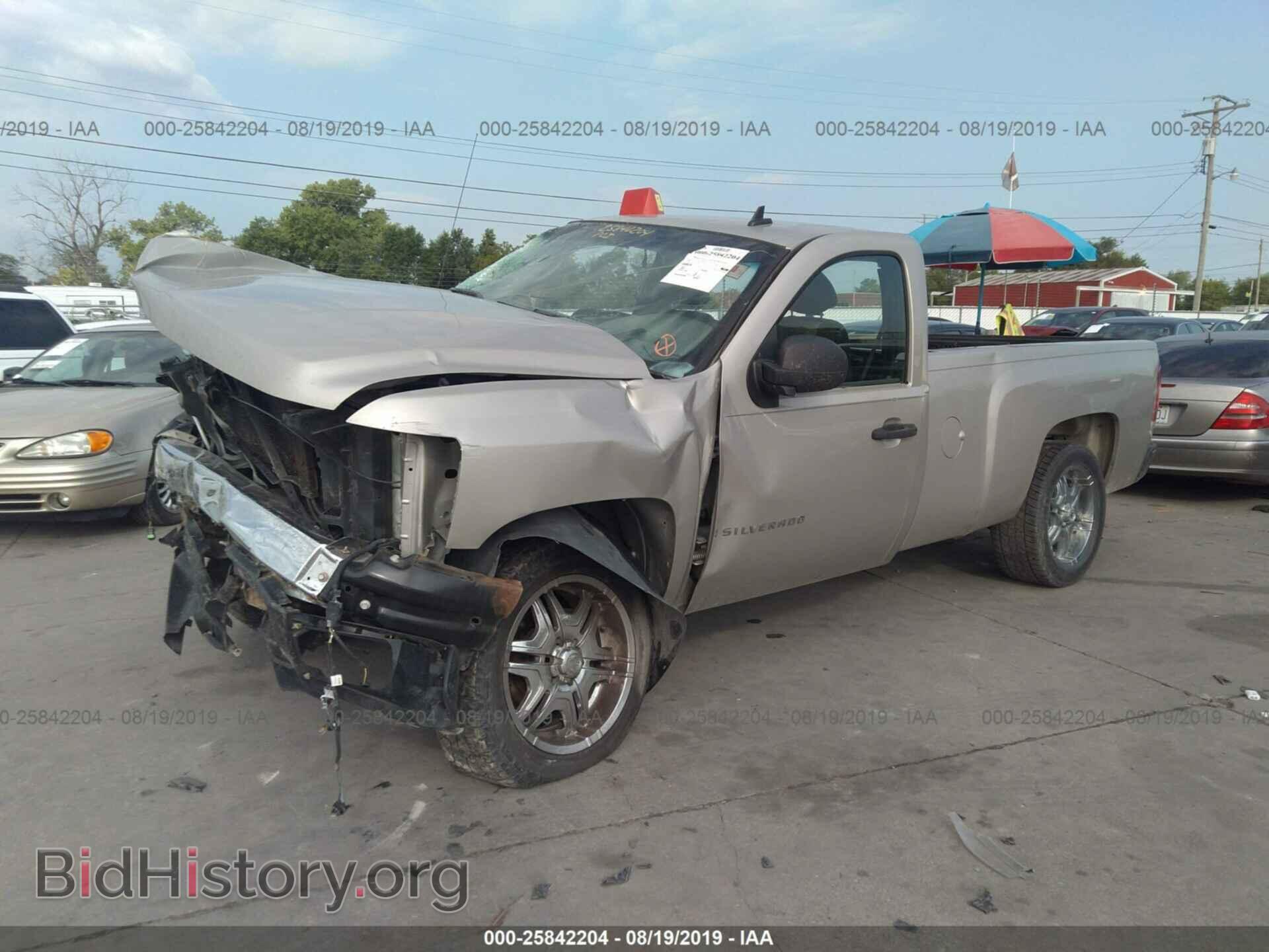2007 CHEVROLET SILVERADO - VIN: 1GCEC14C57E534776 - Фото 2