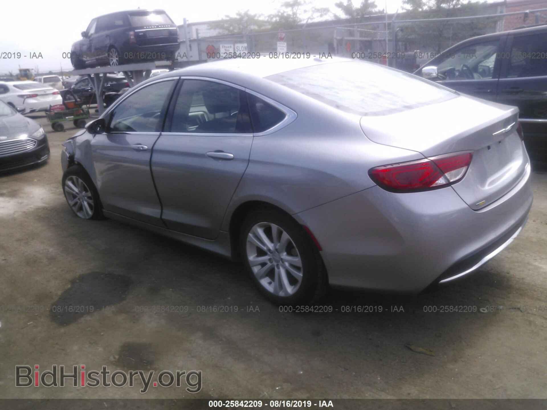 2015 CHRYSLER 200 - VIN: 1C3CCCAB3FN744567 - Фото 3