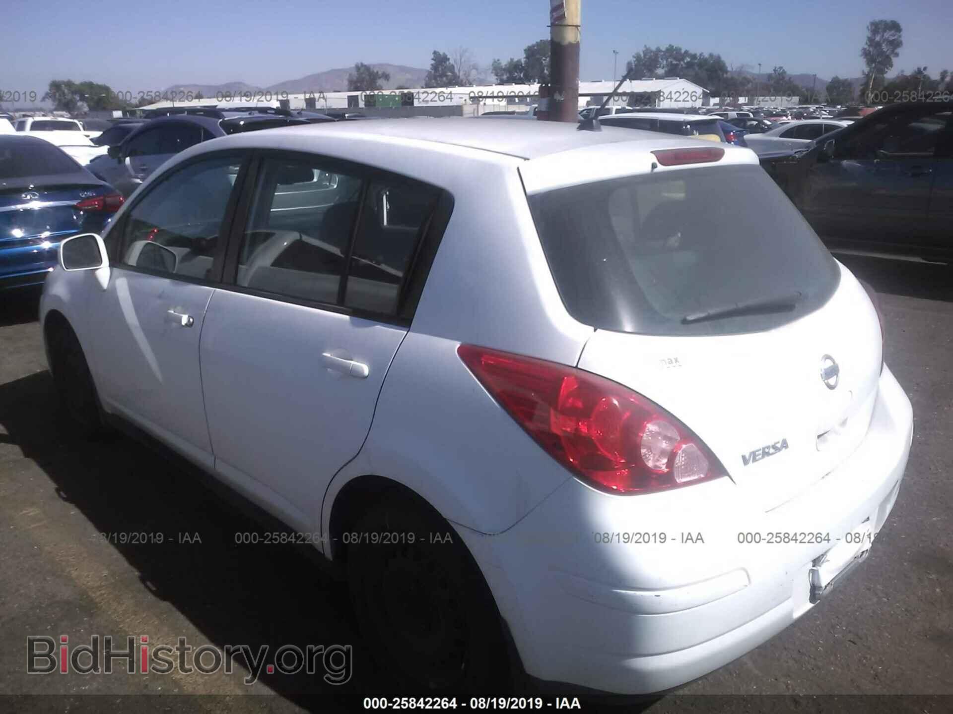 2009 NISSAN VERSA - VIN: 3N1BC13E09L365987 - Фото 3