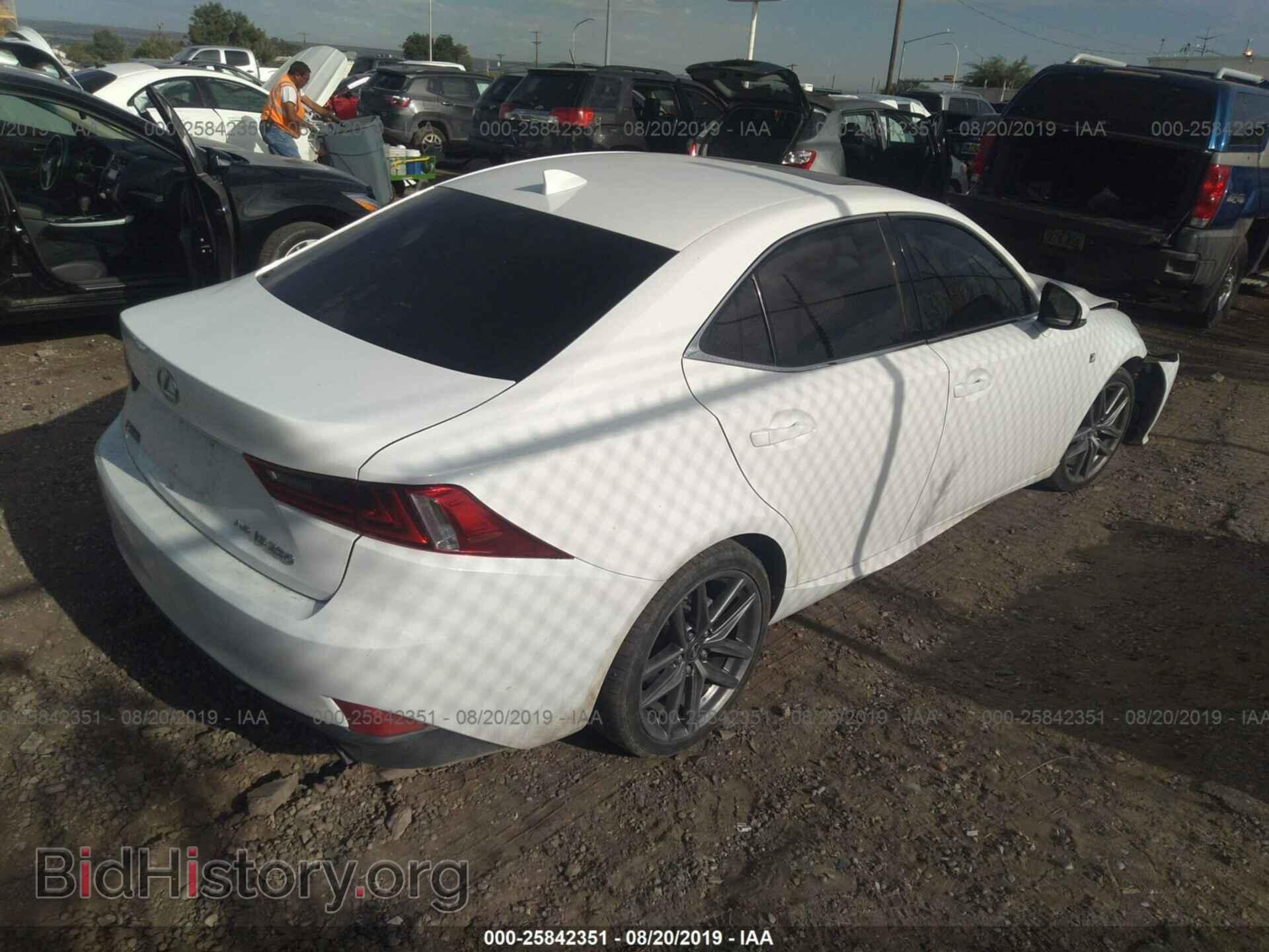 2015 LEXUS IS - VIN: JTHCF1D28F5026031 - Photo 4