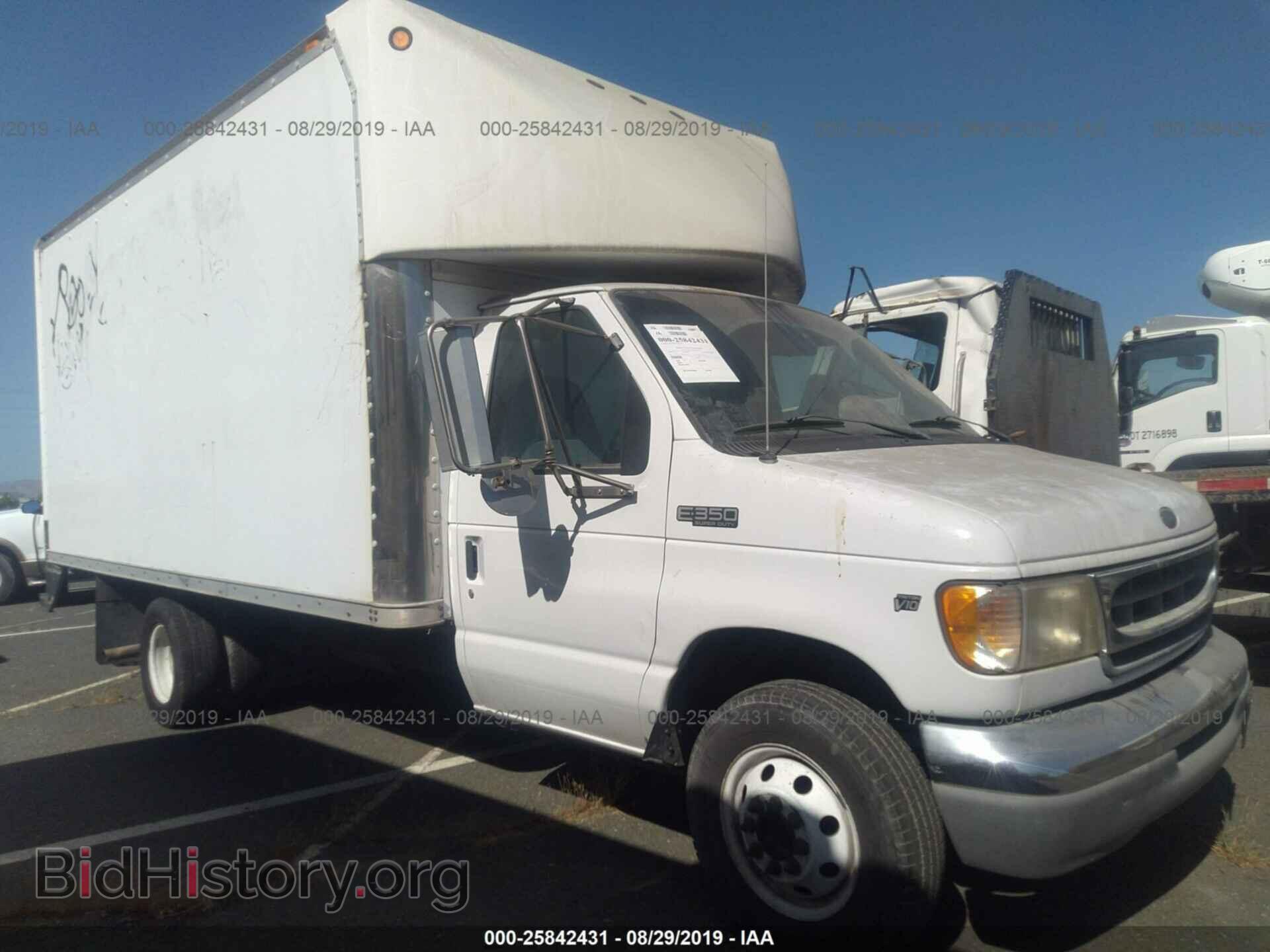 Photo 1FDWE35S8YHB57274 - FORD ECONOLINE 2000