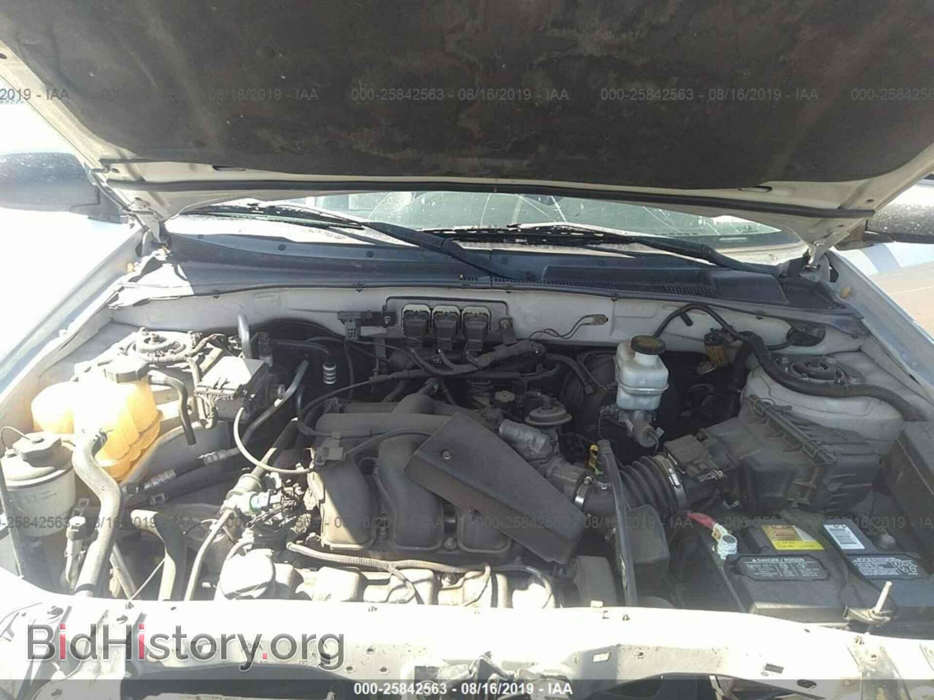 2005 FORD ESCAPE - VIN: 1FMCU94105KA66113 - Фото 10