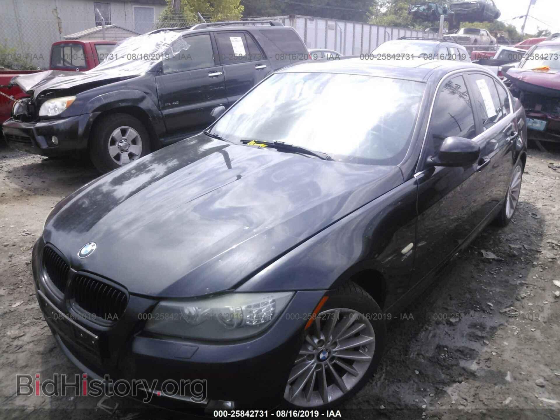 2011 BMW 335 - VIN: WBAPL5C54BA982782 - Photo 2