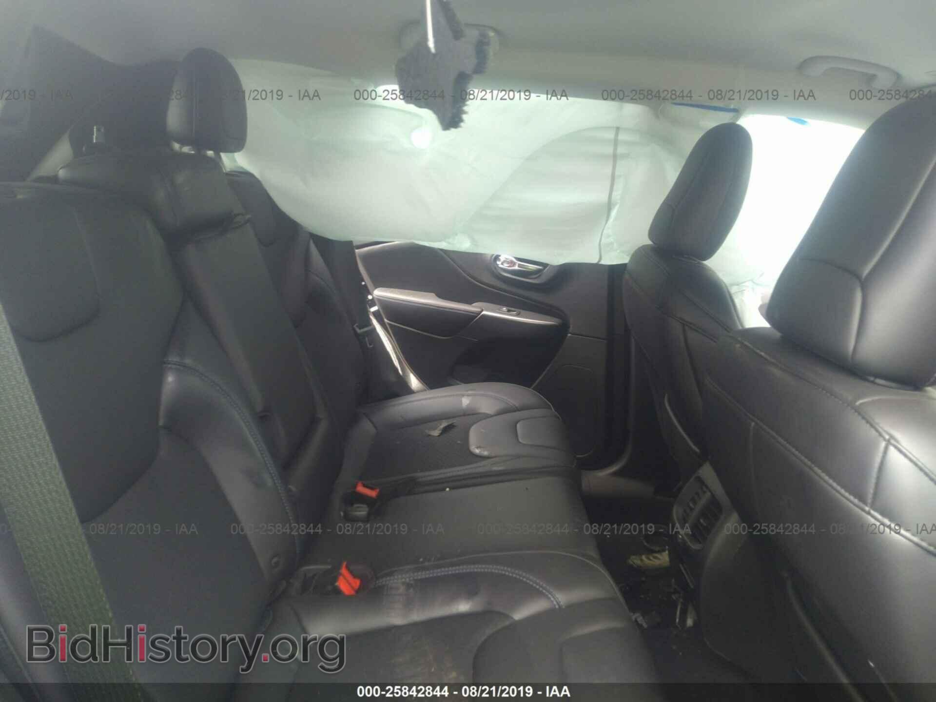 2019 JEEP CHEROKEE - VIN: 1C4PJLLB3KD420423 - Photo 8