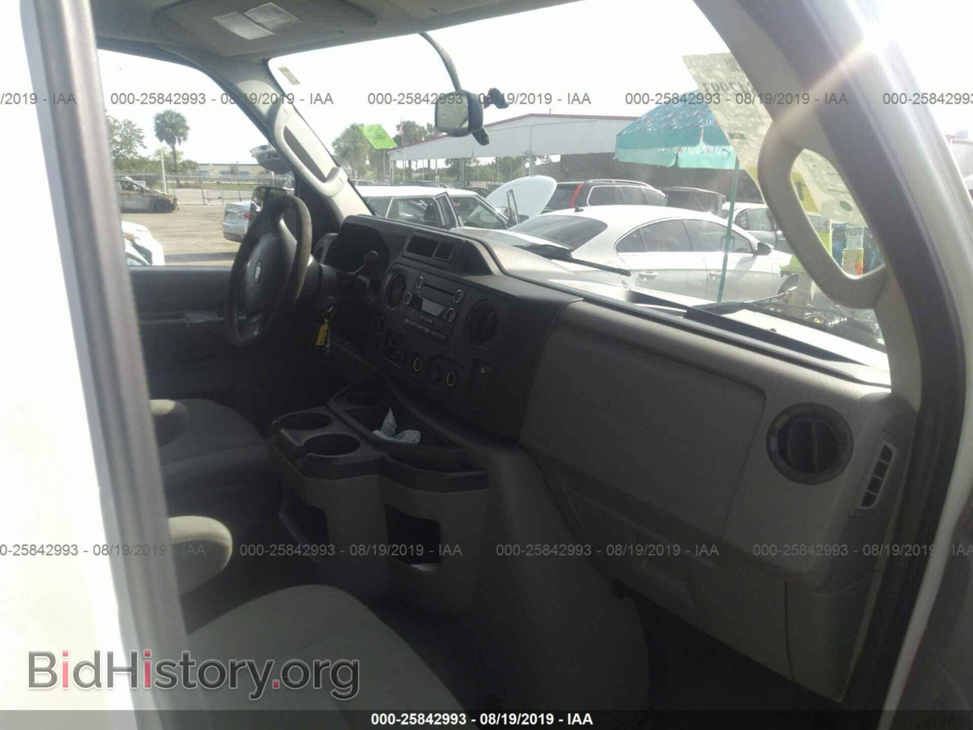 2010 FORD ECONOLINE - VIN: 1FBSS3BL9ADA67285 - Фото 5