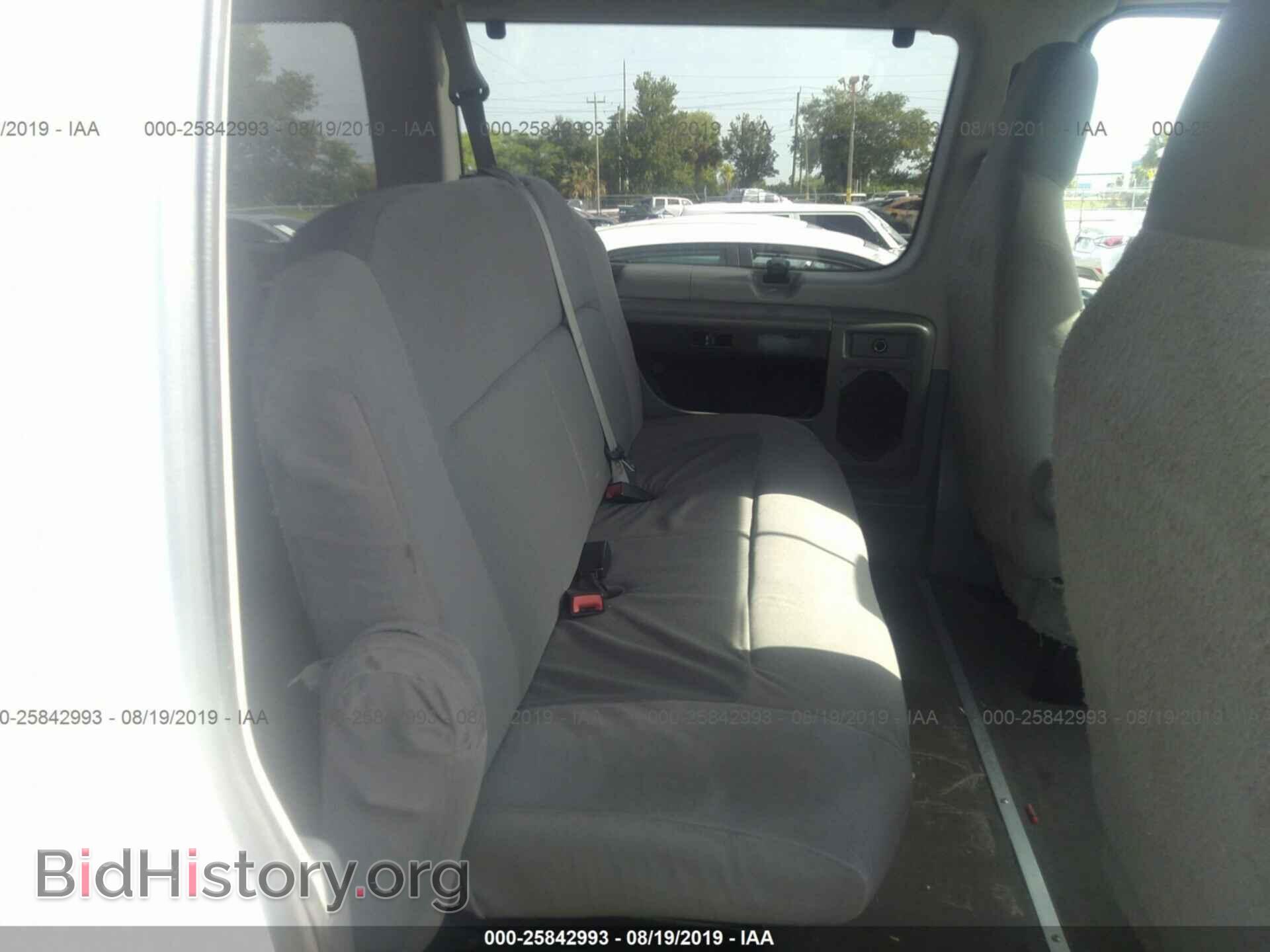 2010 FORD ECONOLINE - VIN: 1FBSS3BL9ADA67285 - Фото 8