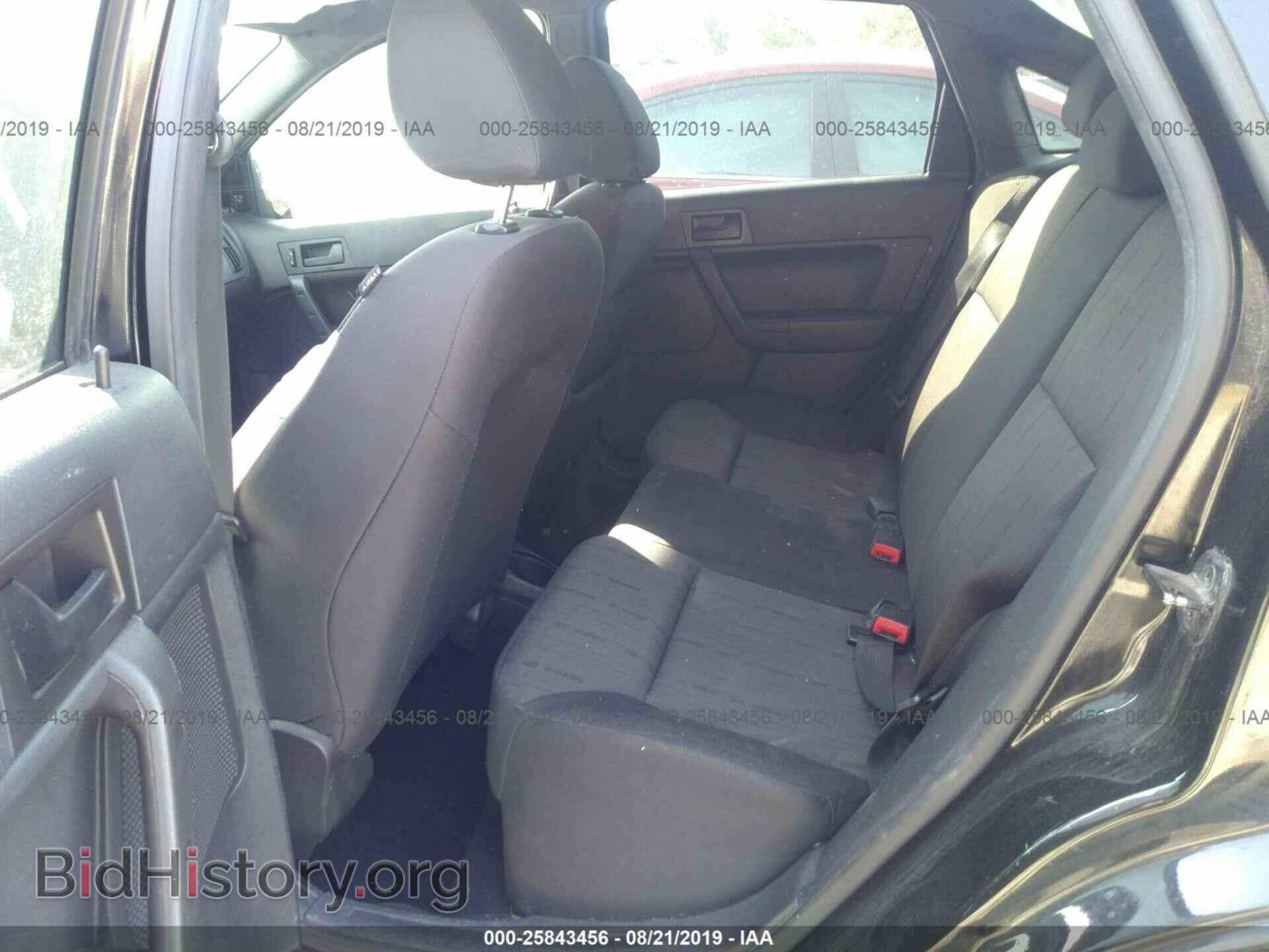 2011 FORD FOCUS - VIN: 1FAHP3FN9BW190843 - Фото 8