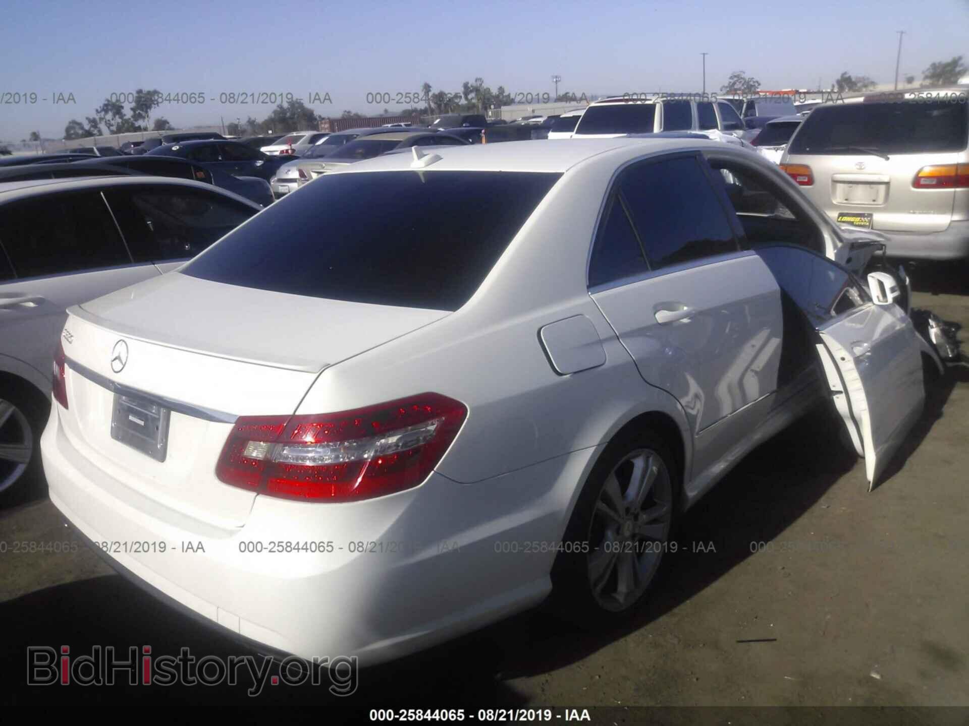 2012 MERCEDES-BENZ E - VIN: WDDHF5KB1CA567920 - Фото 4