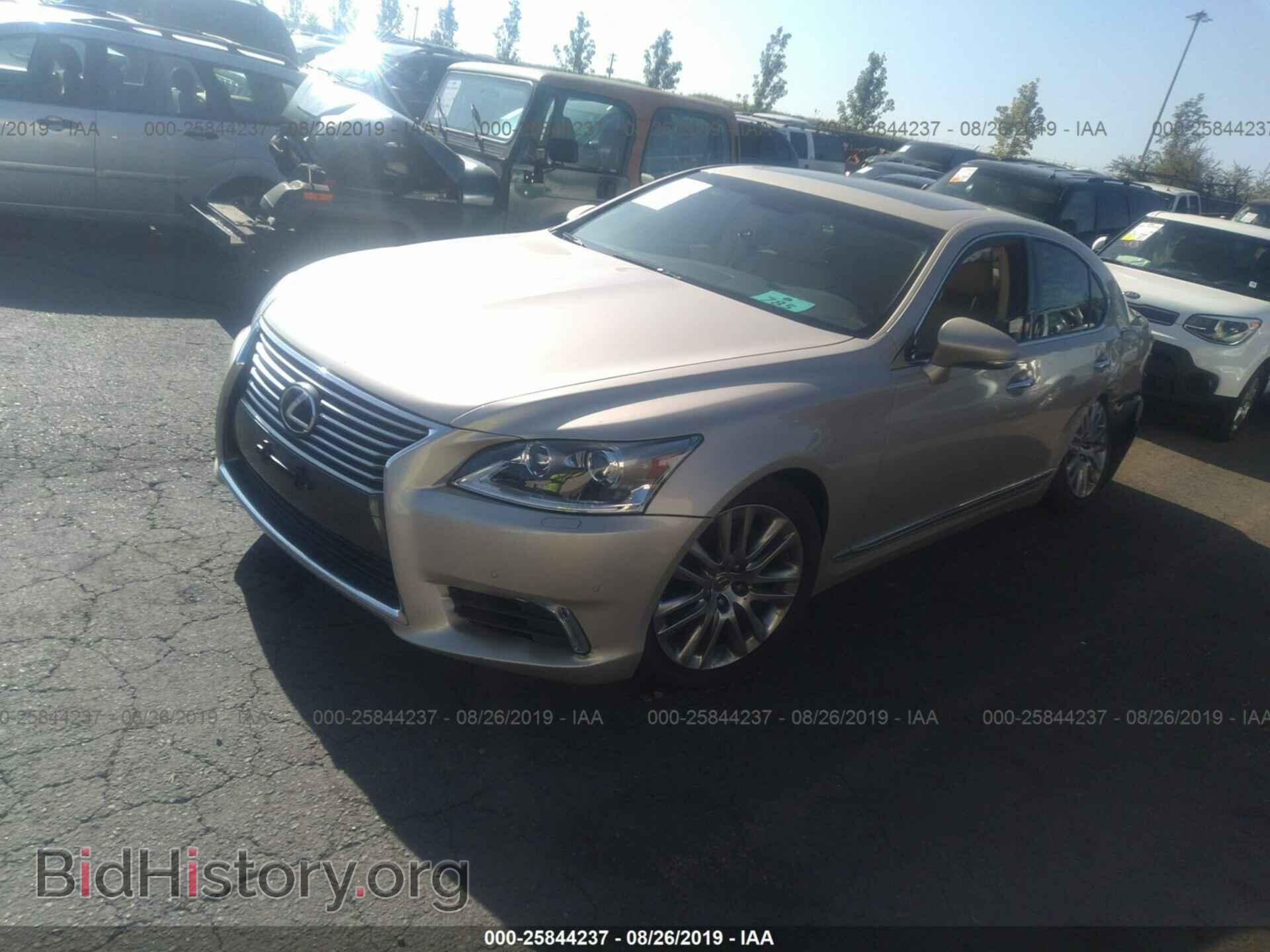 2014 LEXUS LS - VIN: JTHBL5EFXE5131424 - Photo 2