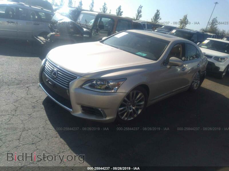 2014 Lexus LS (VIN JTHBL5EFXE5131424) — фото 2 из 10