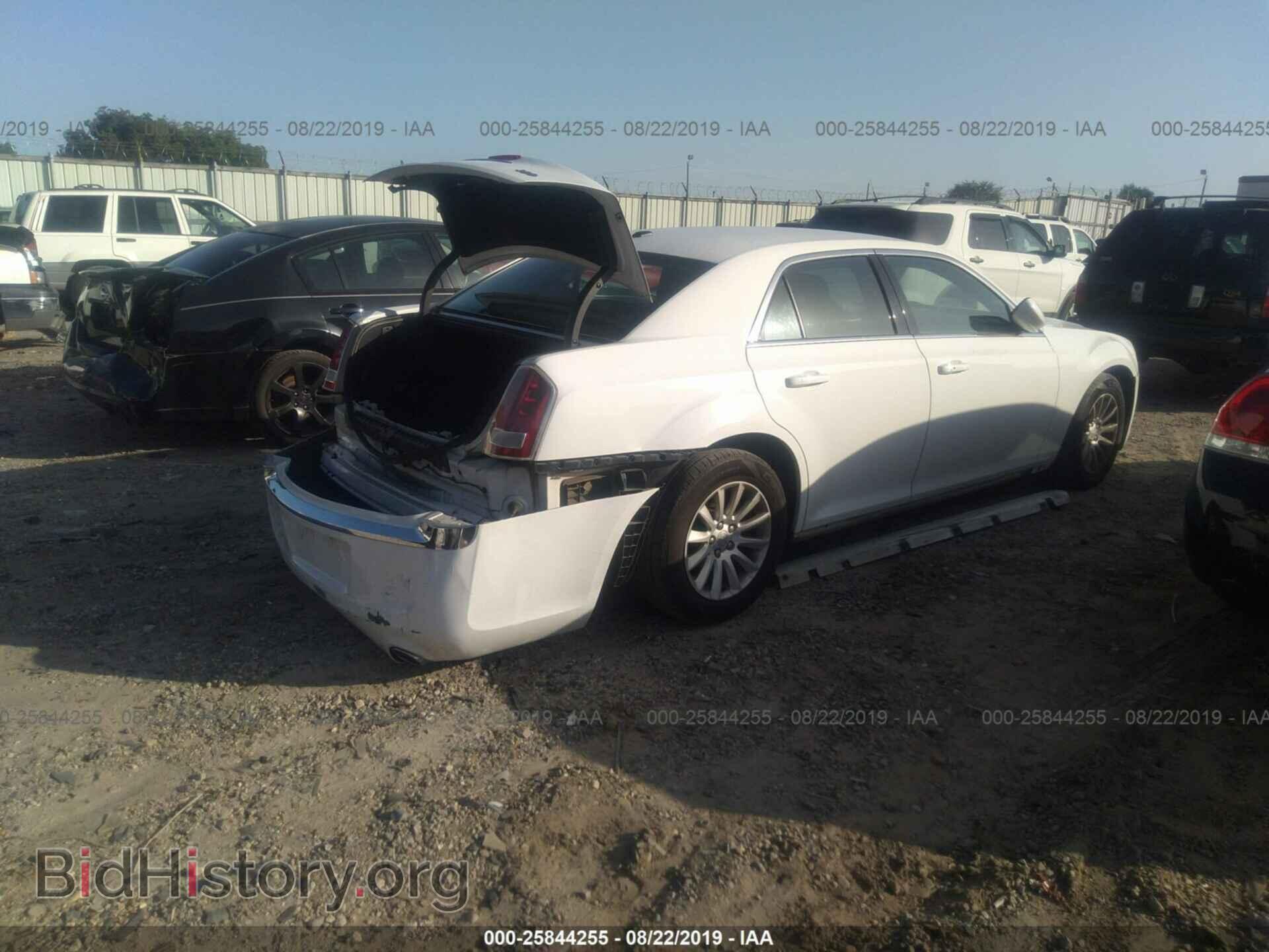 2012 CHRYSLER 300 - VIN: 2C3CCAAG9CH231330 - Фото 4