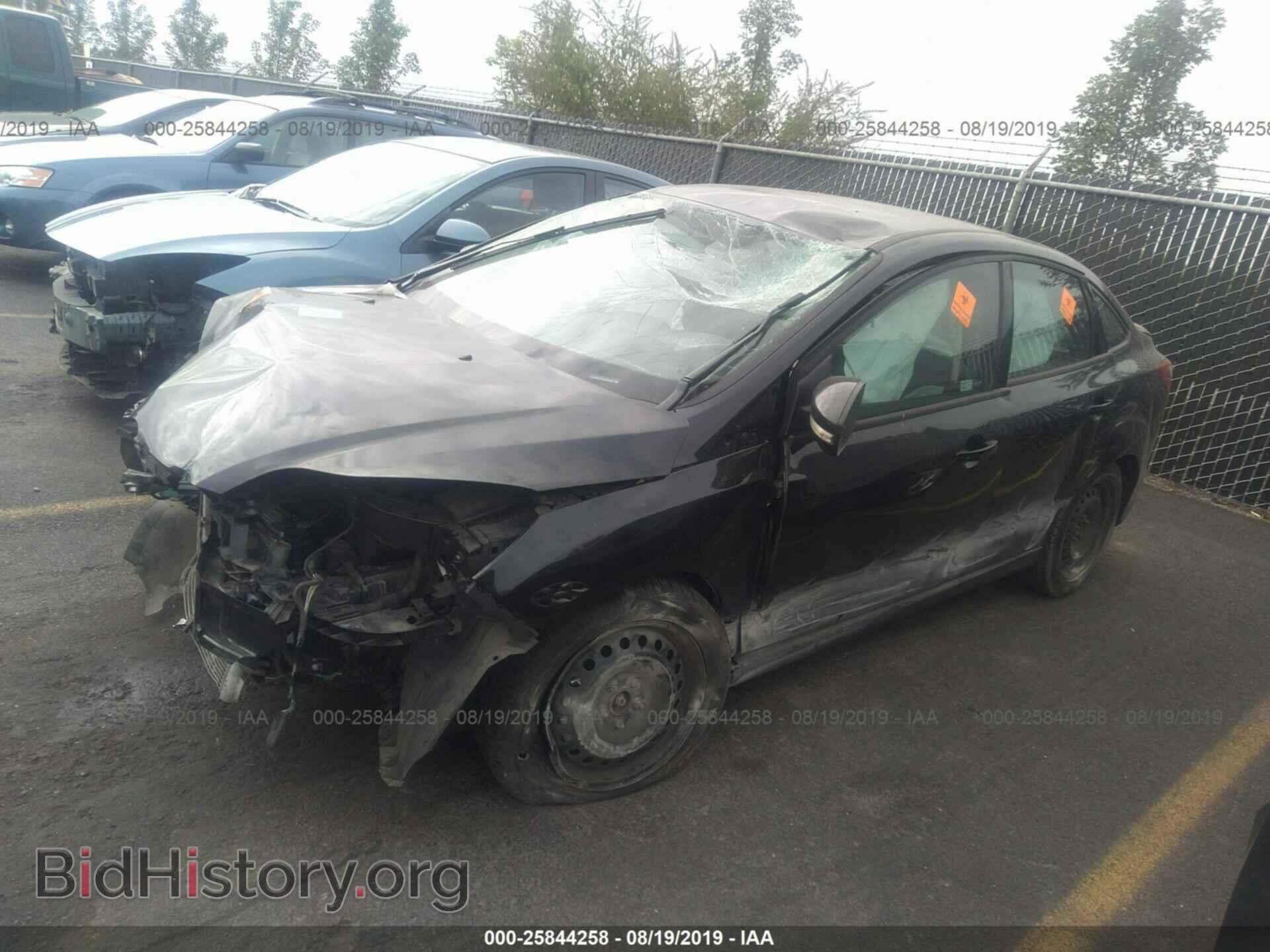 2013 FORD FOCUS - VIN: 1FADP3F22DL235839 - Фото 2