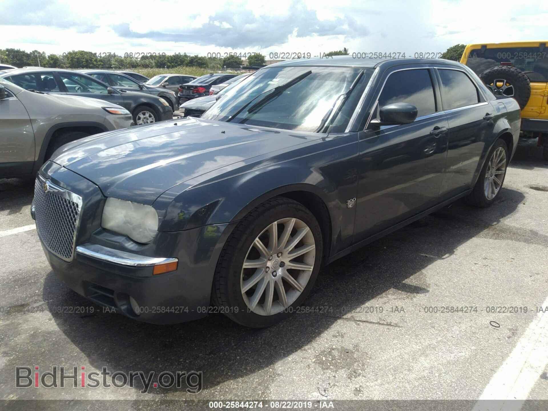 2007 CHRYSLER 300C - VIN: 2C3LA63H17H775013 - Фото 2