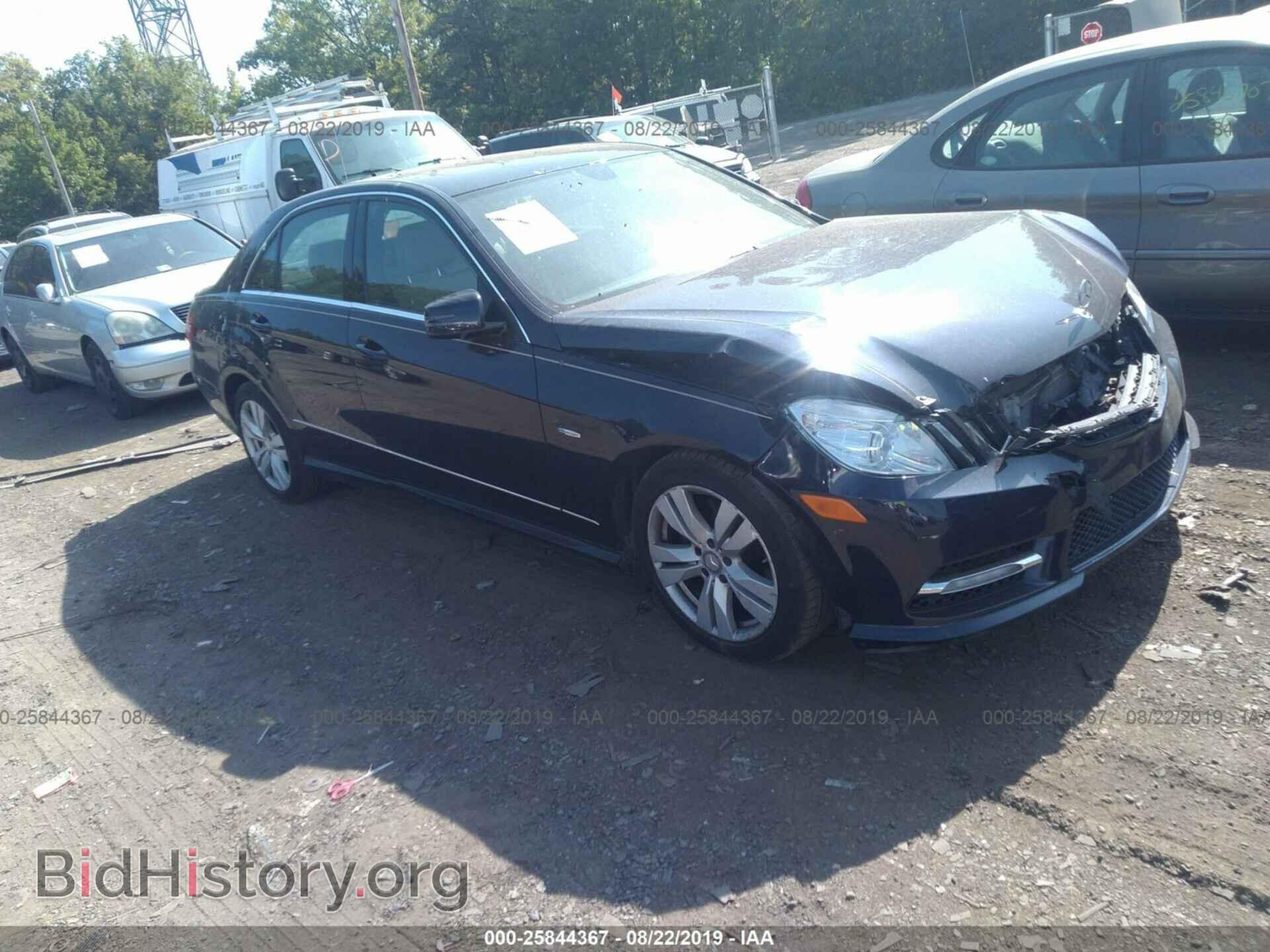 Photo WDDHF2EB0CA557972 - MERCEDES-BENZ E 2012