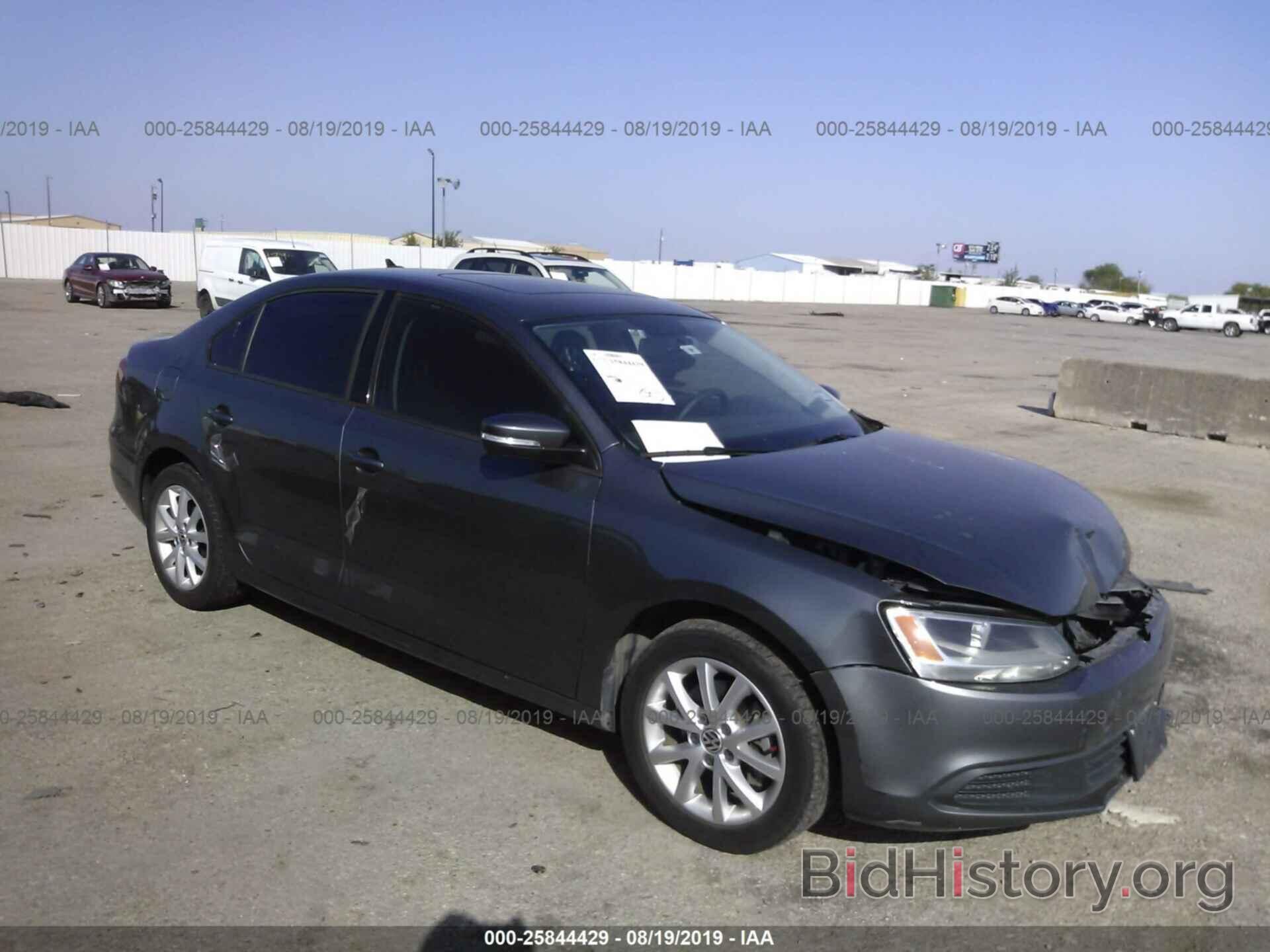 Photo 3VWDX7AJ0BM081107 - VOLKSWAGEN JETTA 2011