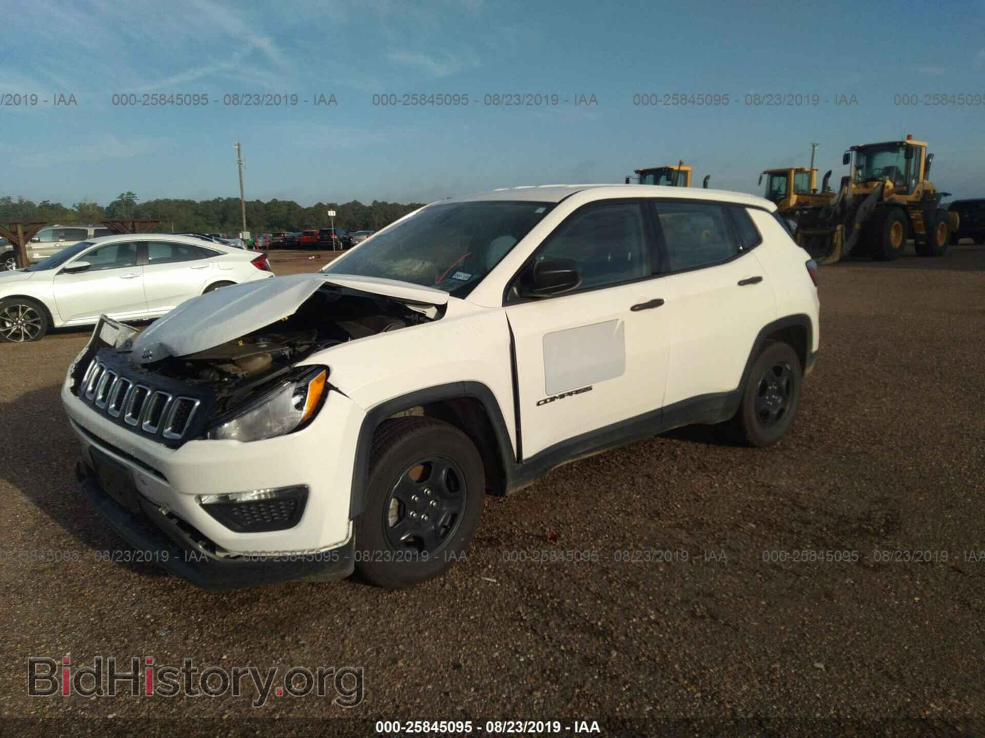 2017 JEEP COMPASS - VIN: 3C4NJCAB0HT661112 - Photo 2